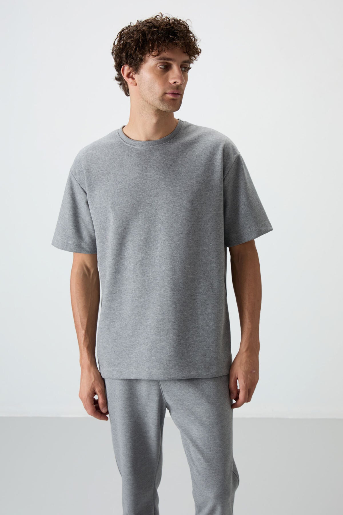 Gri Melanj Pamuklu Kalın Yumuşak Dokulu Oversize Fit Basic Erkek Eşofman Takım - 85251