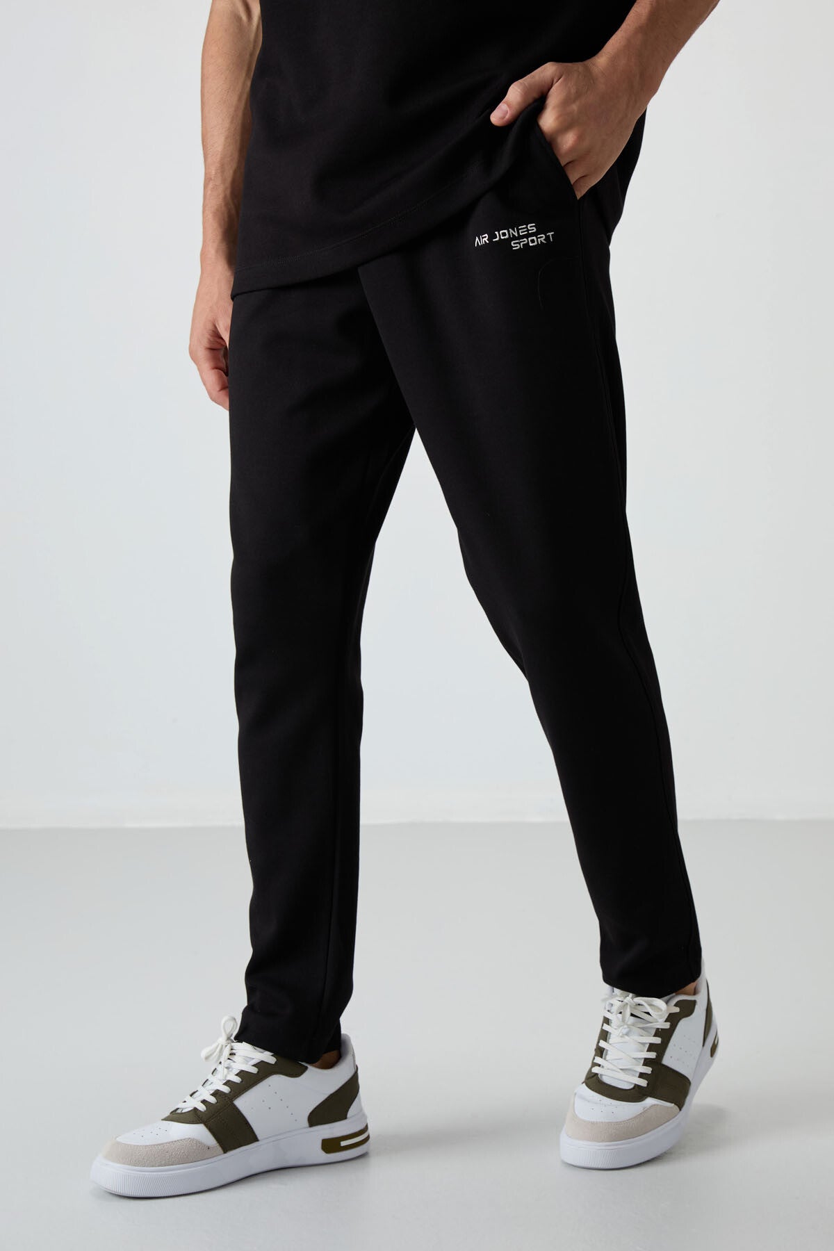 Siyah Pamuklu Kalın Yumuşak Dokulu Oversize Fit Nakışlı Erkek Eşofman Takım - 85252