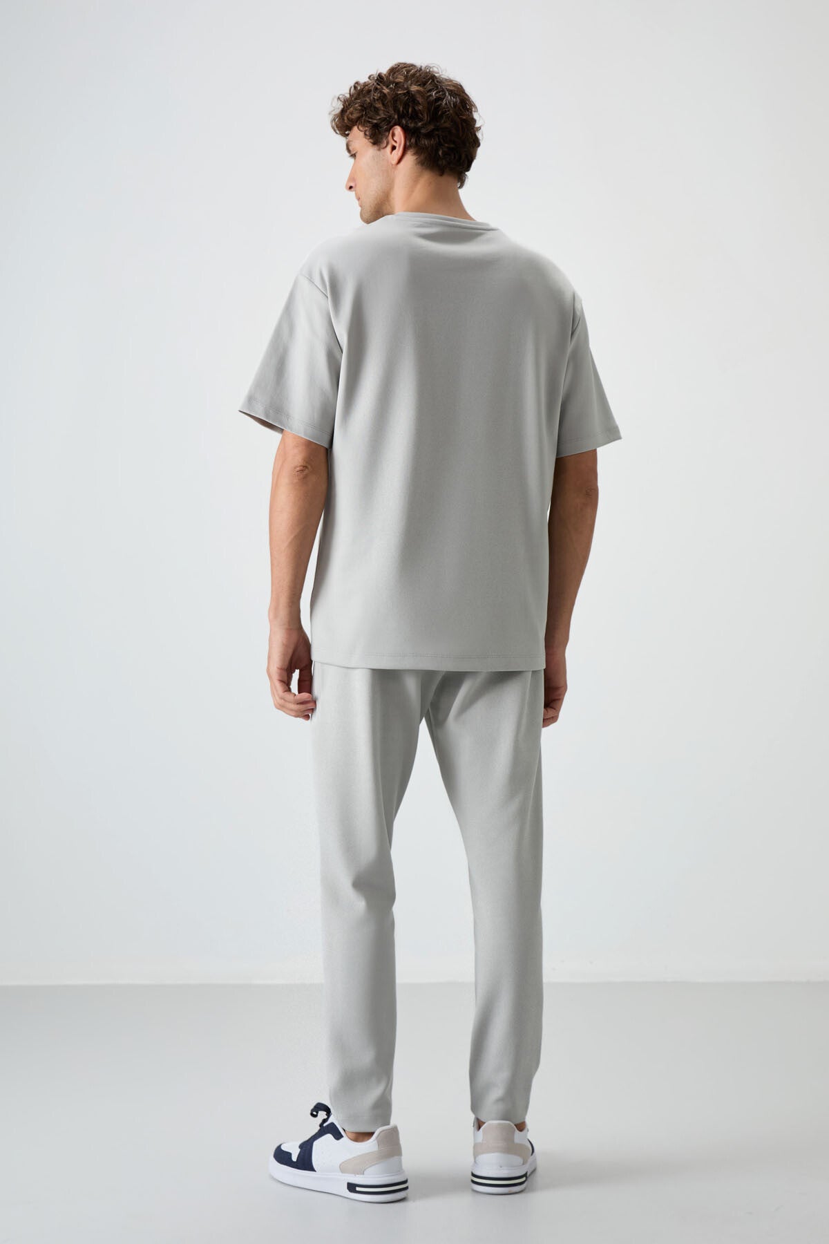 Taş Pamuklu Kalın Yumuşak Dokulu Oversize Fit Nakışlı Erkek Eşofman Takım - 85252