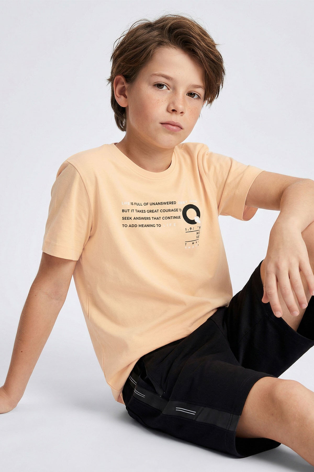 Kavunİçi Baskı Detaylı O Yaka Standart Kalıp Erkek Çocuk T-Shirt - 11145