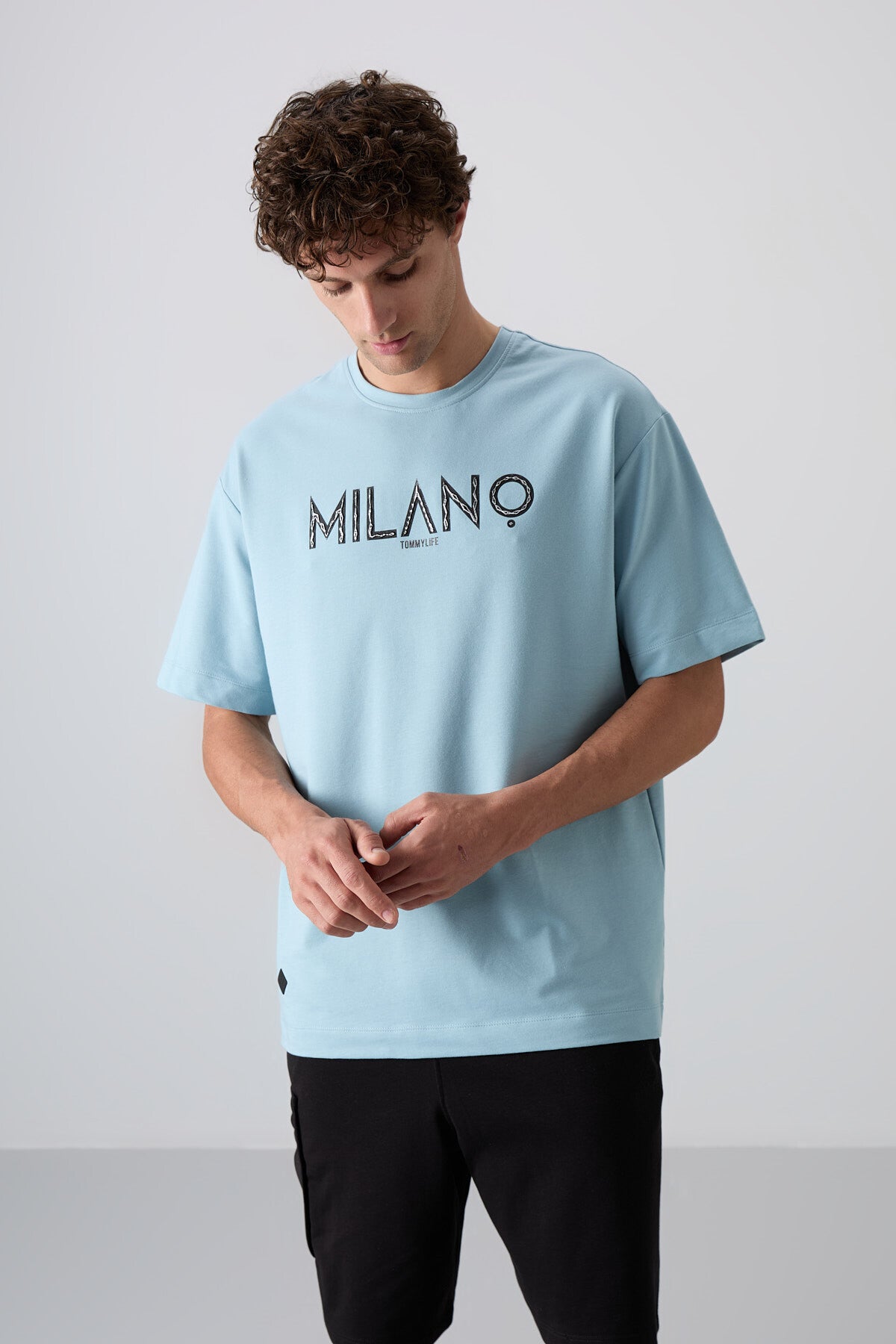 Açık Mavi Pamuklu Kalın Yumuşak Dokulu Oversize Fit Baskılı Erkek T-Shirt - 88345