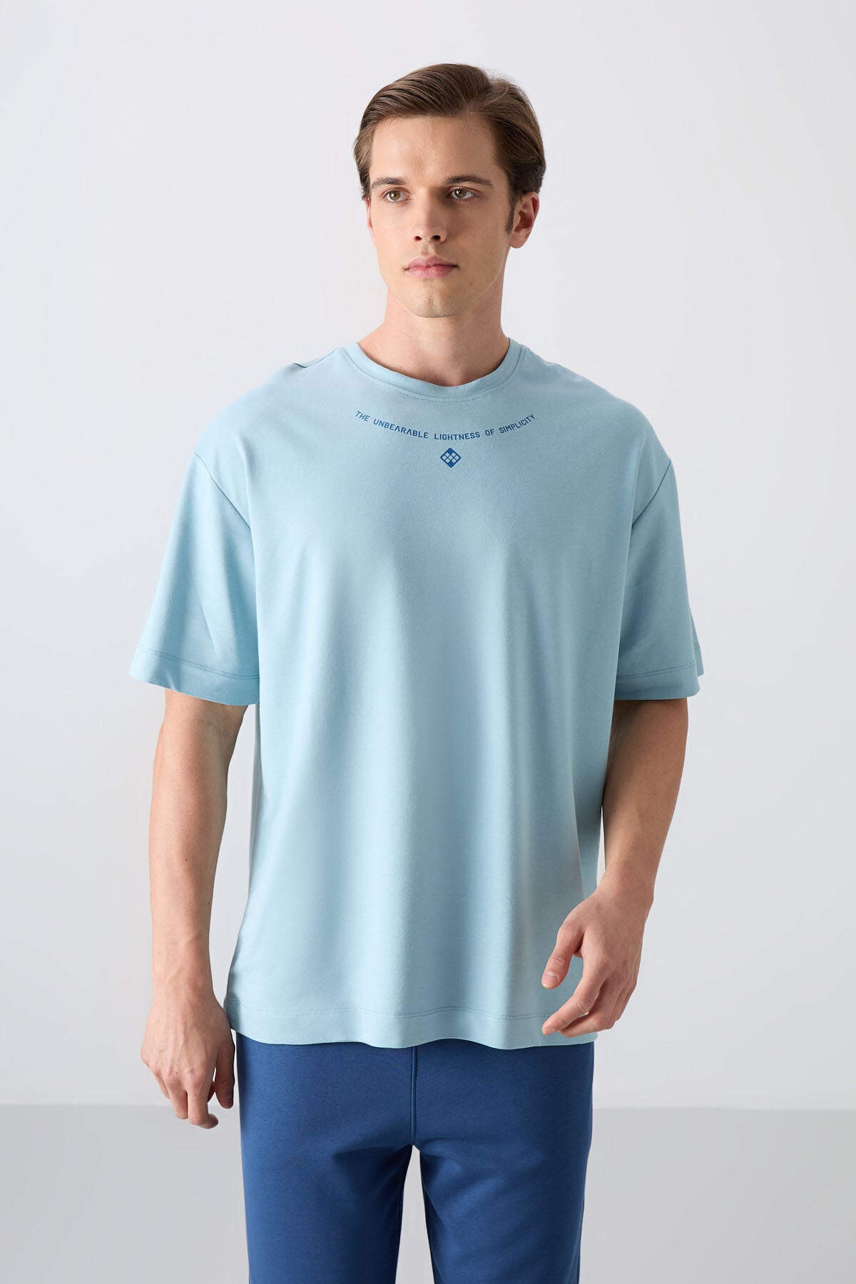 Açık Mavi Pamuklu Kalın Yumuşak Dokulu Oversize Fit Baskılı Erkek T-Shirt - 88343