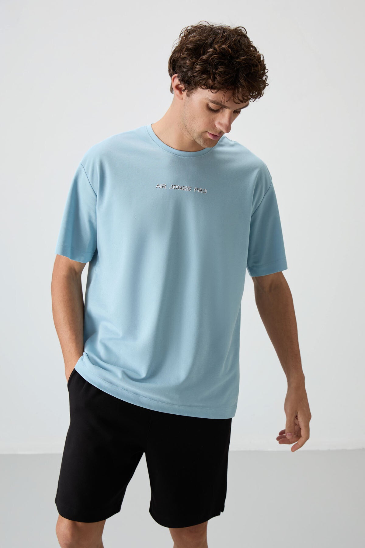 Açık Mavi Pamuklu Kalın Yüzeyi Dokulu Oversize Fit  Baskılı Erkek T-Shirt - 88364
