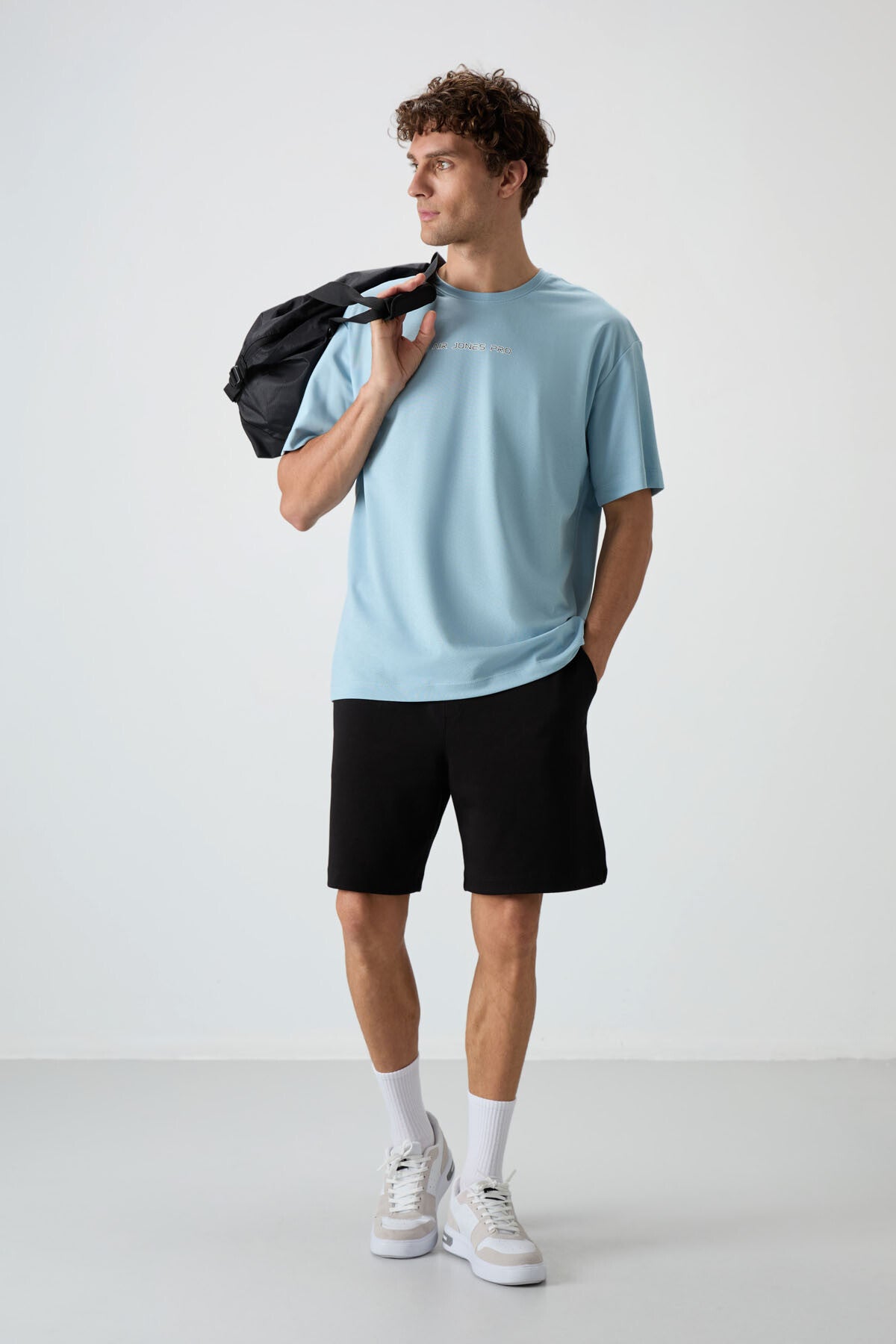 Açık Mavi Pamuklu Kalın Yüzeyi Dokulu Oversize Fit  Baskılı Erkek T-Shirt - 88364