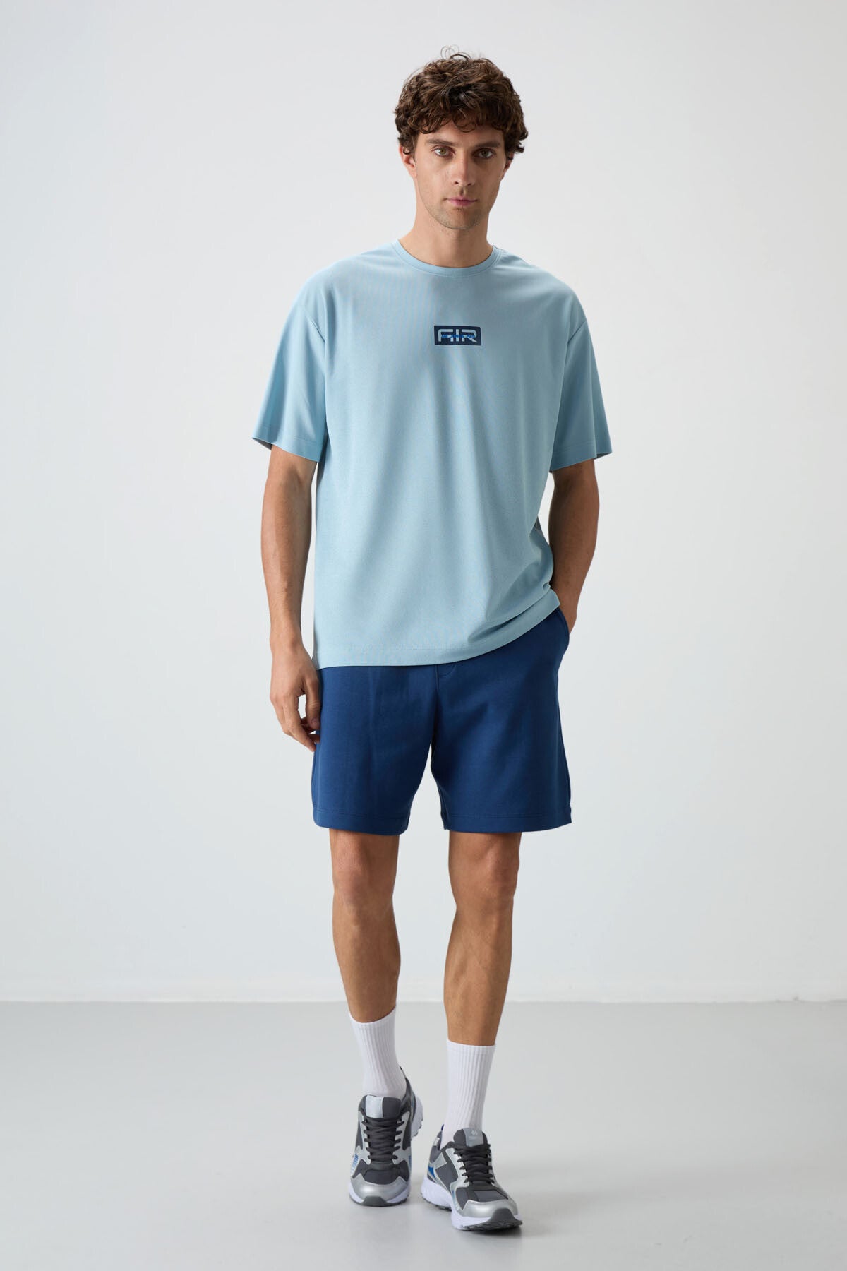 Açık Mavi Pamuklu Kalın Yüzeyi Dokulu Oversize Fit  Baskılı Erkek T-Shirt - 88367