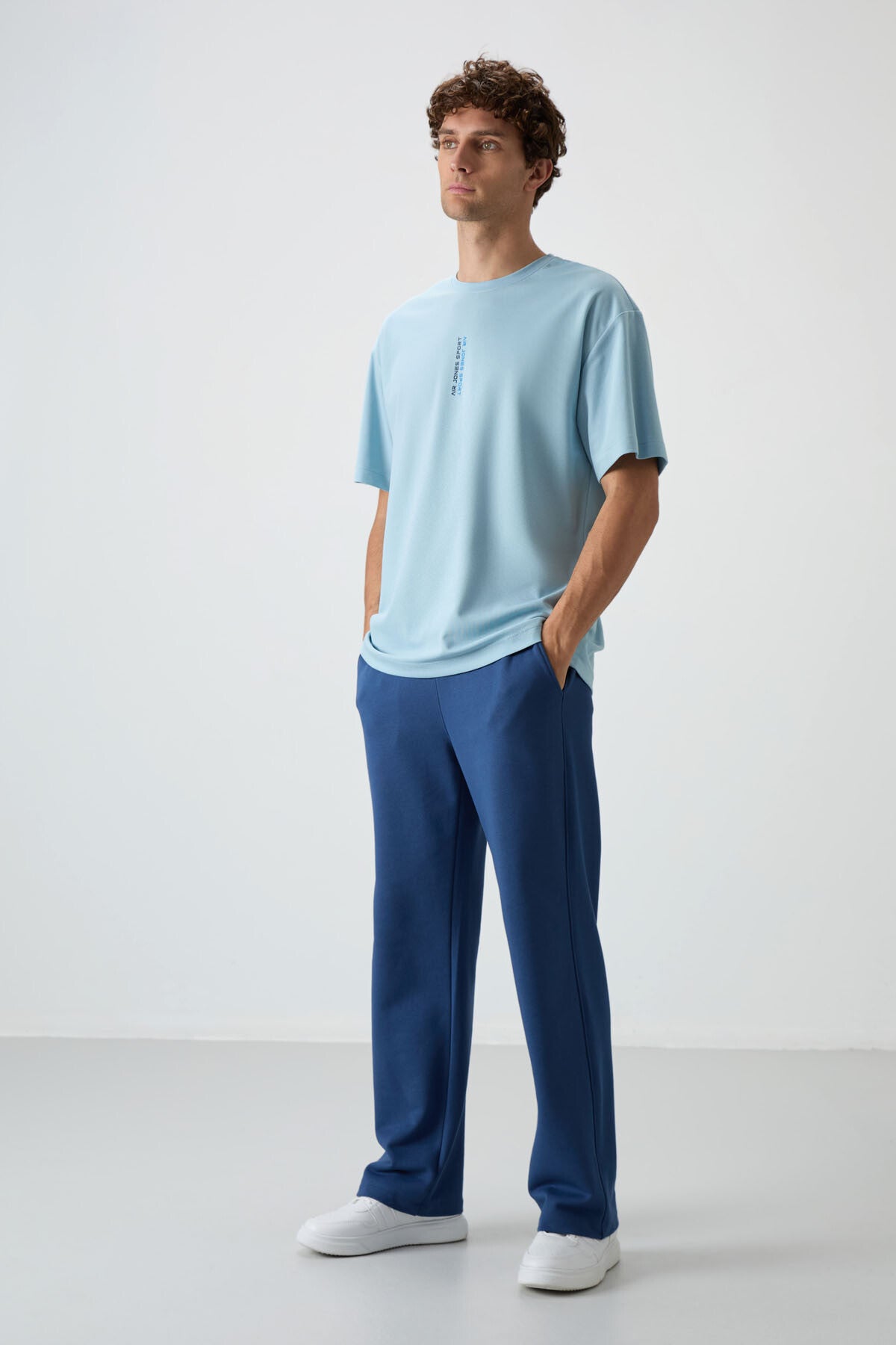 Açık Mavi Pamuklu Kalın Yüzeyi Dokulu Oversize Fit  Baskılı Erkek T-Shirt - 88368
