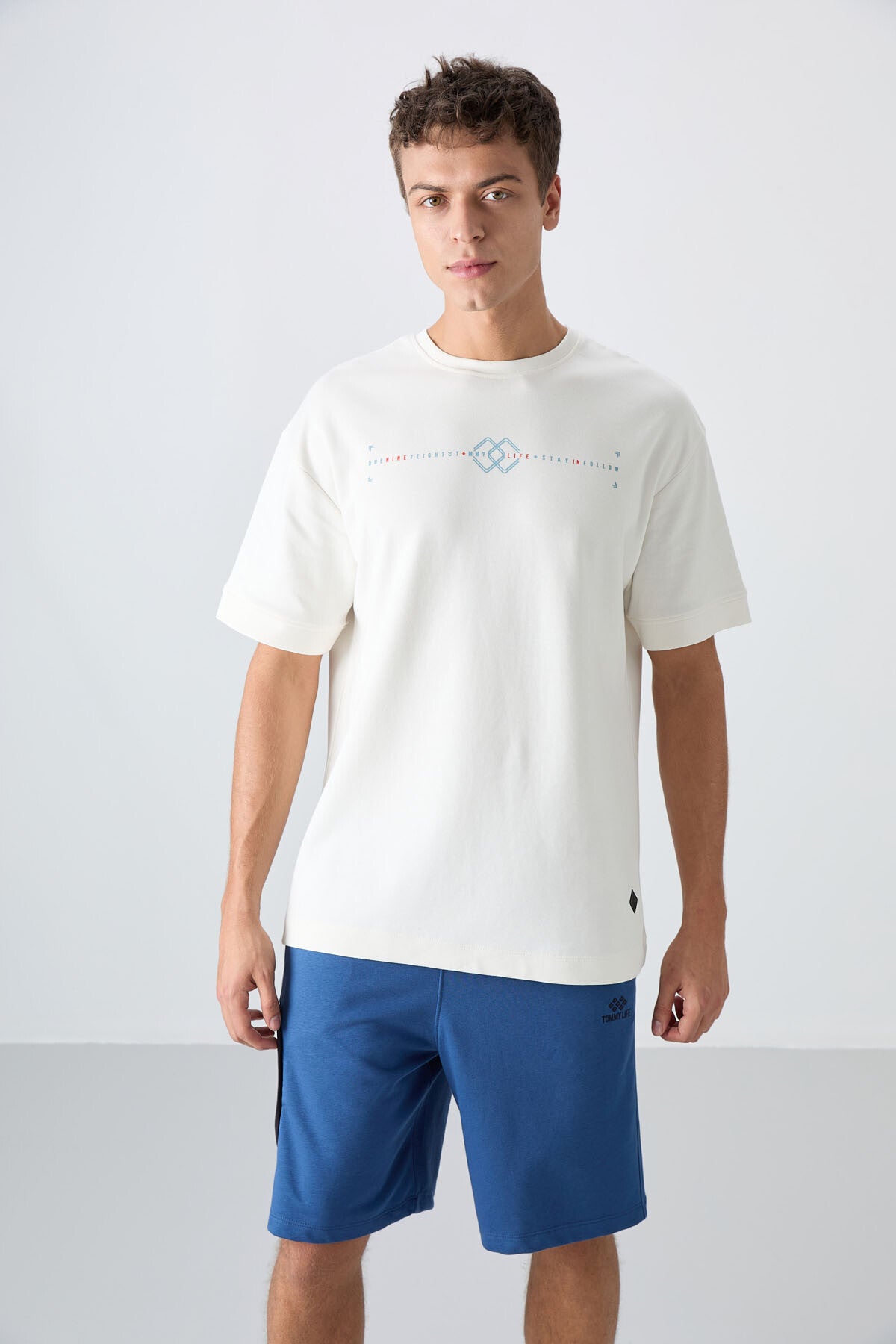 Ekru Pamuklu Kalın Yumuşak Dokulu Oversize Fit Baskılı Erkek T-Shirt - 88323