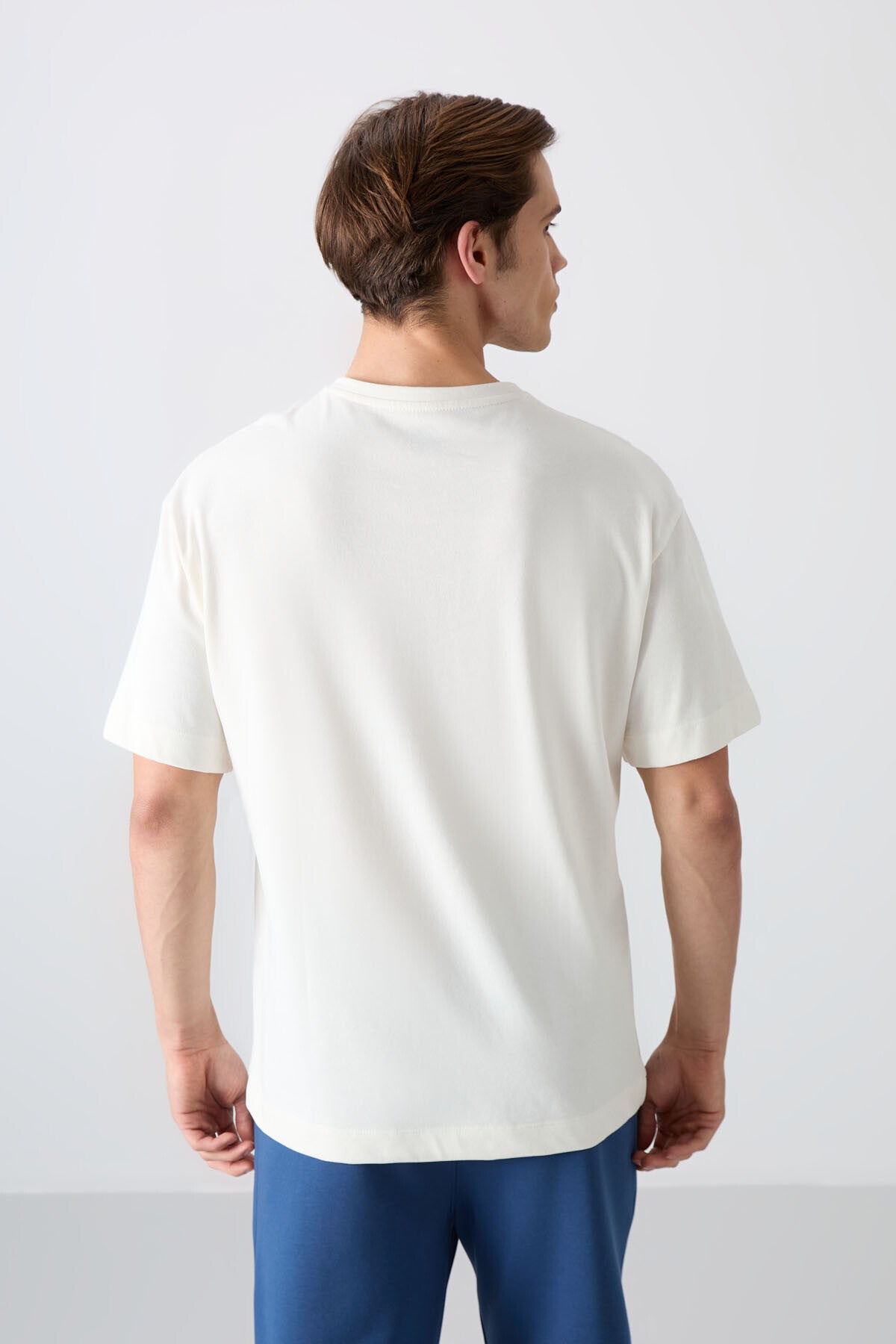 Ekru Pamuklu Kalın Yumuşak Dokulu Oversize Fit Baskılı Erkek T-Shirt - 88330