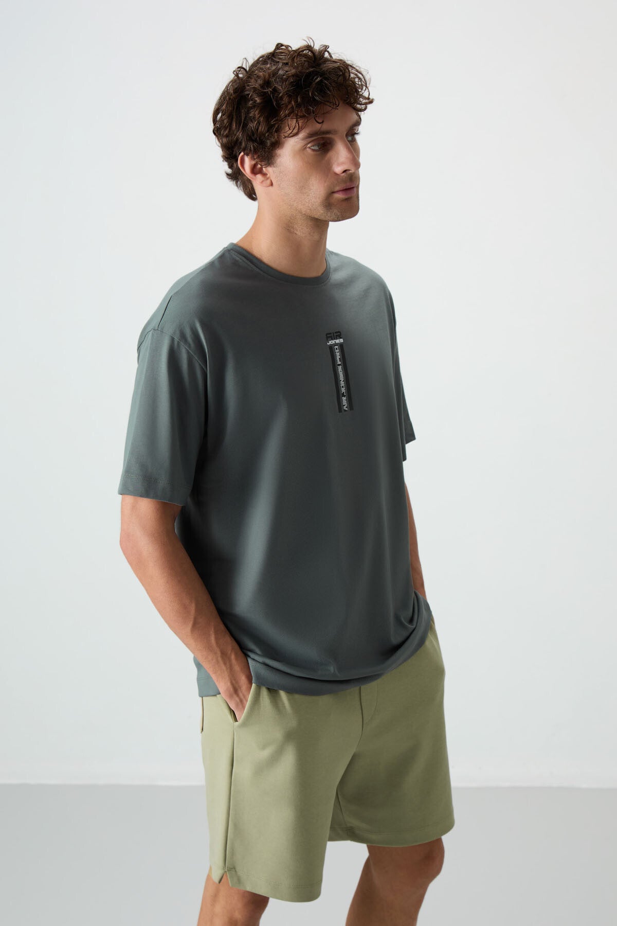 Haki %100 Pamuk Kalın Yumuşak Dokulu Oversize Fit Baskılı Erkek T-Shirt - 88360