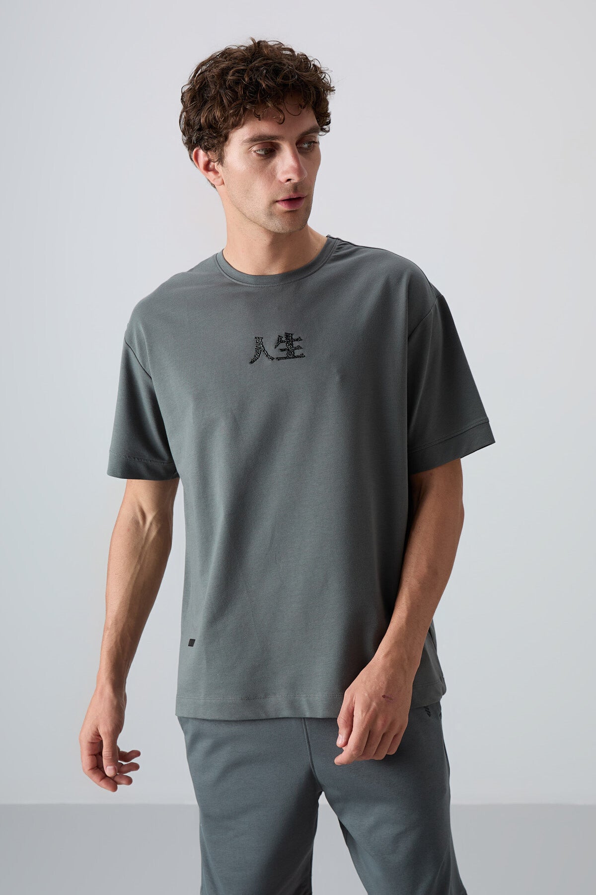 Haki Pamuklu Kalın Yumuşak Dokulu Oversize Fit Baskılı Erkek T-Shirt - 88342