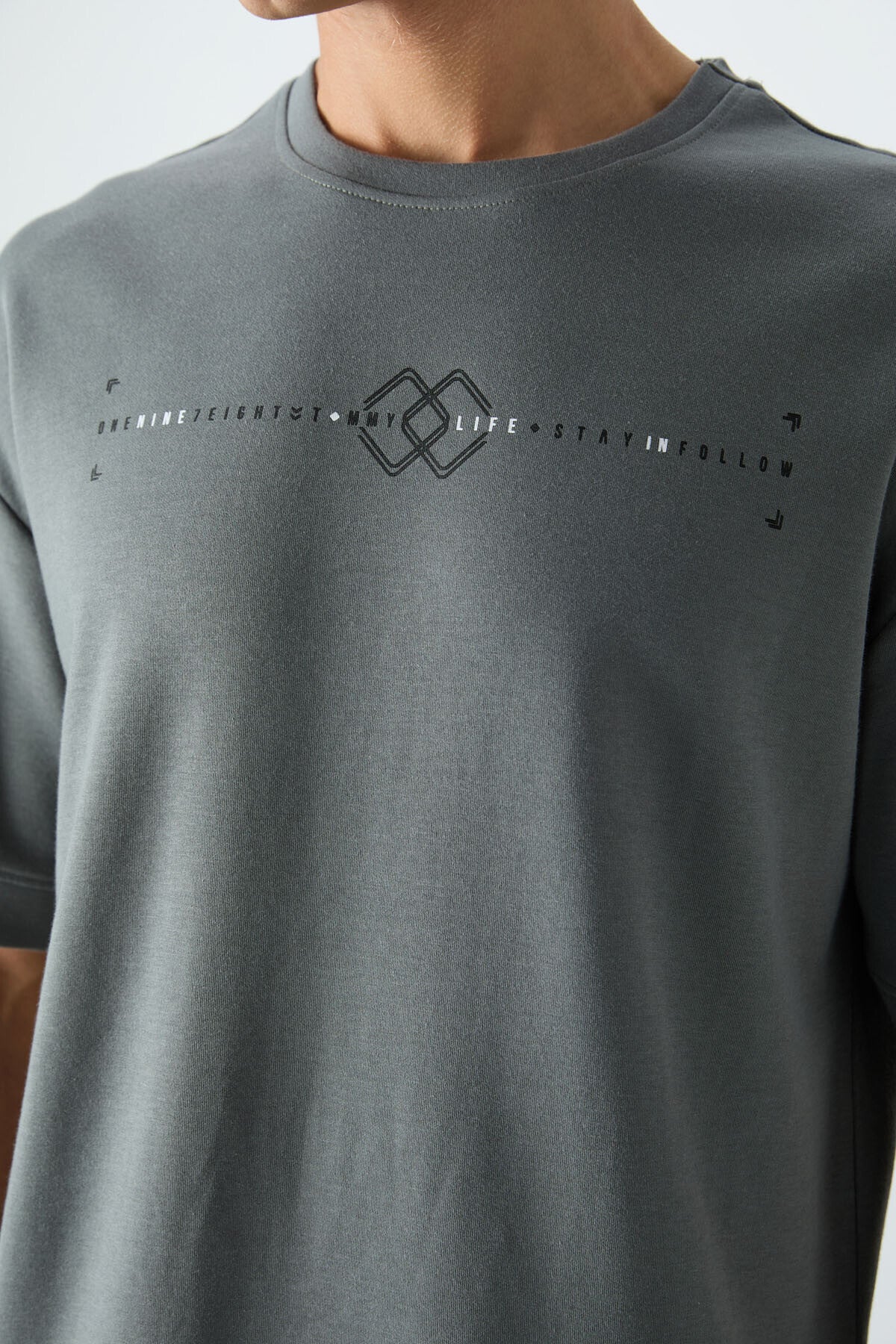 Haki Pamuklu Kalın Yumuşak Dokulu Oversize Fit Baskılı Erkek T-Shirt - 88323
