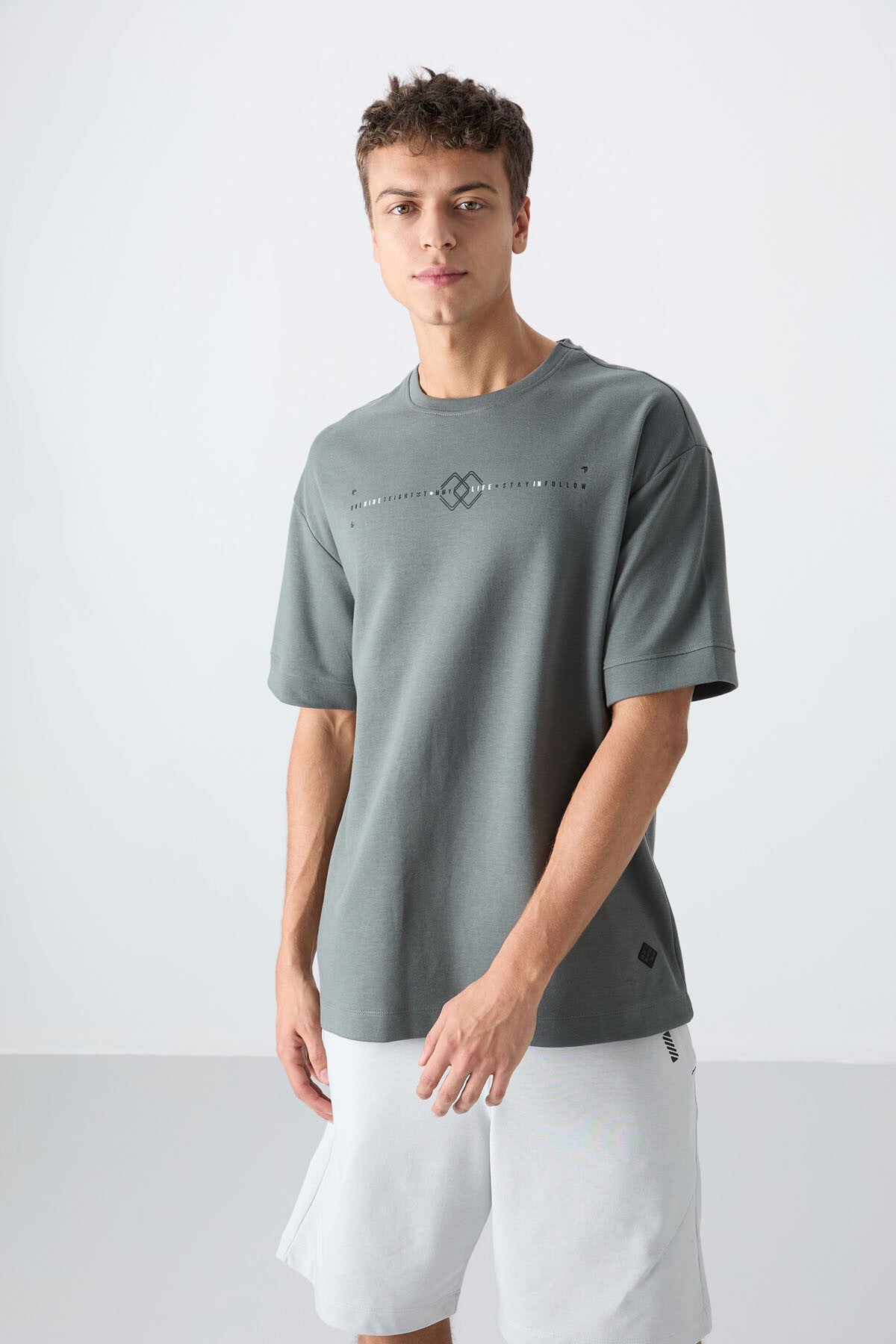 Haki Pamuklu Kalın Yumuşak Dokulu Oversize Fit Baskılı Erkek T-Shirt - 88323