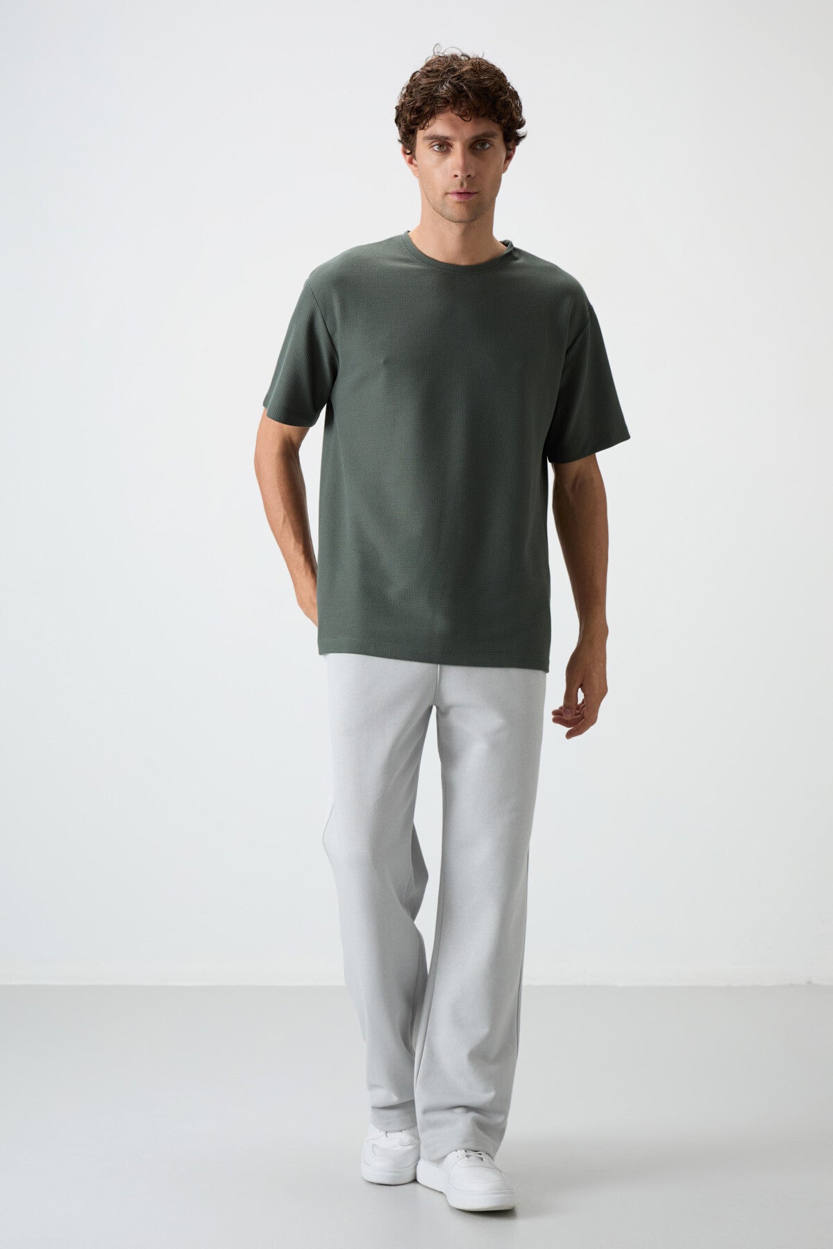Haki Waffle İnterlok Yüzeyi Dokulu Oversize Fit Basic Erkek T-Shirt - 88379