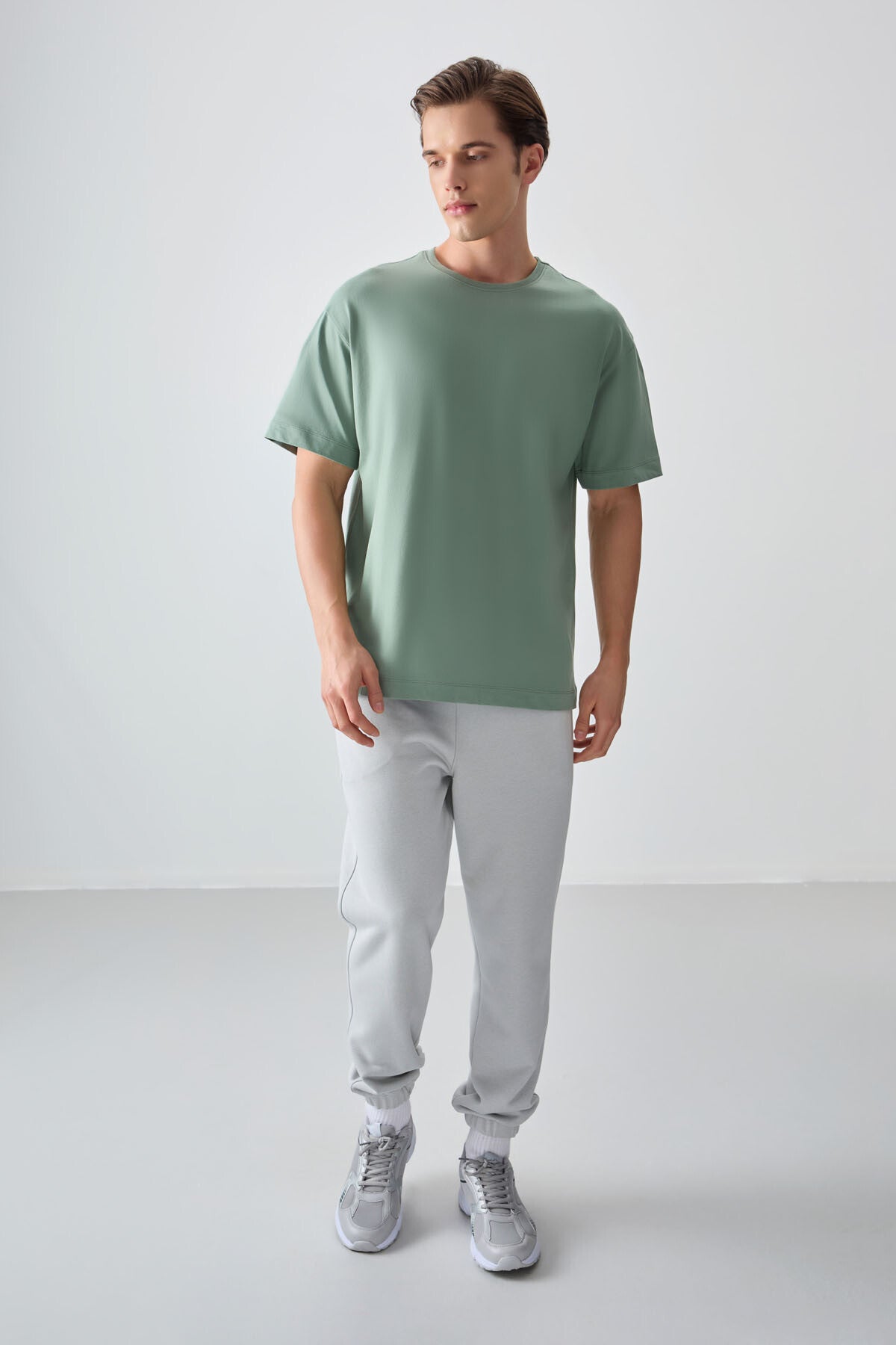 Açık Yeşil %100 Pamuk Kalın Yumuşak Dokulu Oversize Fit Basic Erkek T-Shirt - 88353
