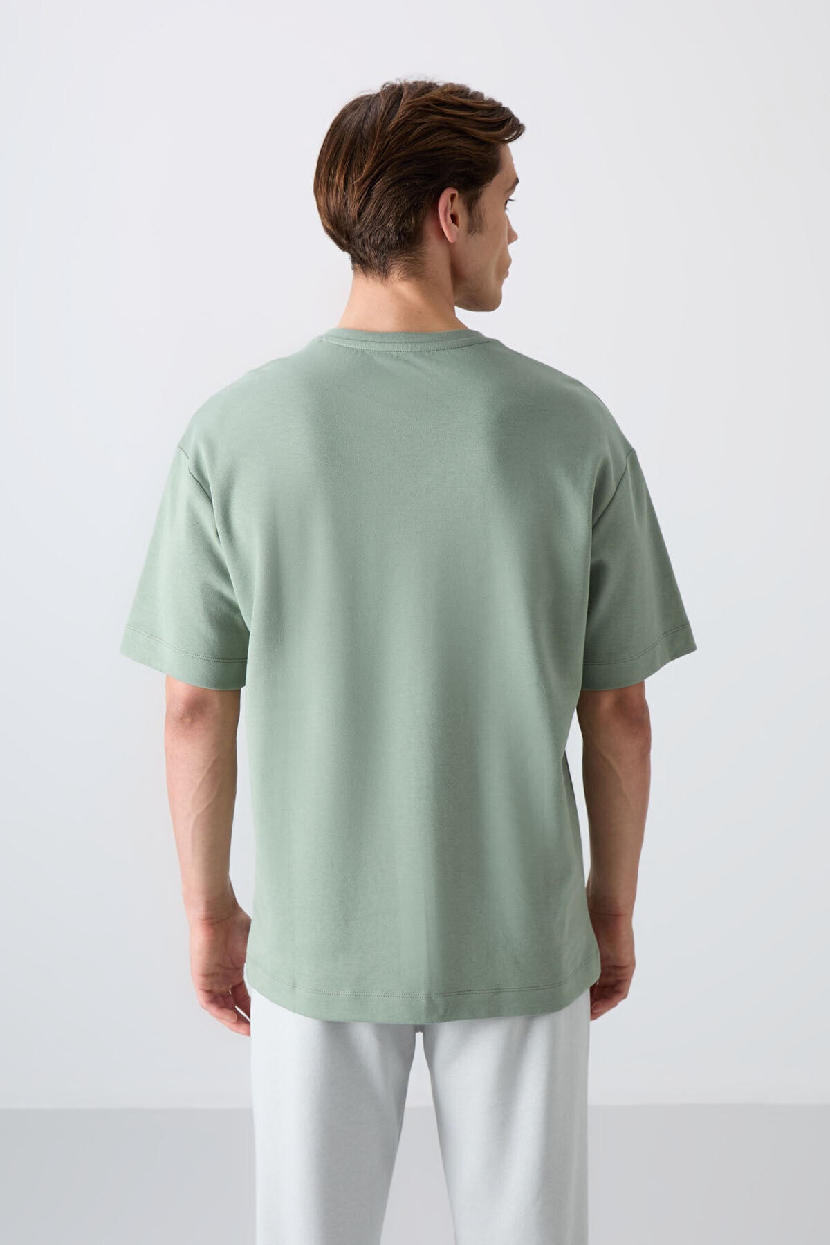 Açık Yeşil Pamuklu Kalın Yumuşak Dokulu Oversize Fit Baskılı Erkek T-Shirt - 88324