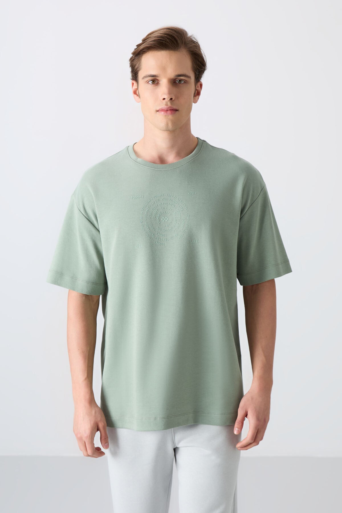 Açık Yeşil Pamuklu Kalın Yumuşak Dokulu Oversize Fit Baskılı Erkek T-Shirt - 88324