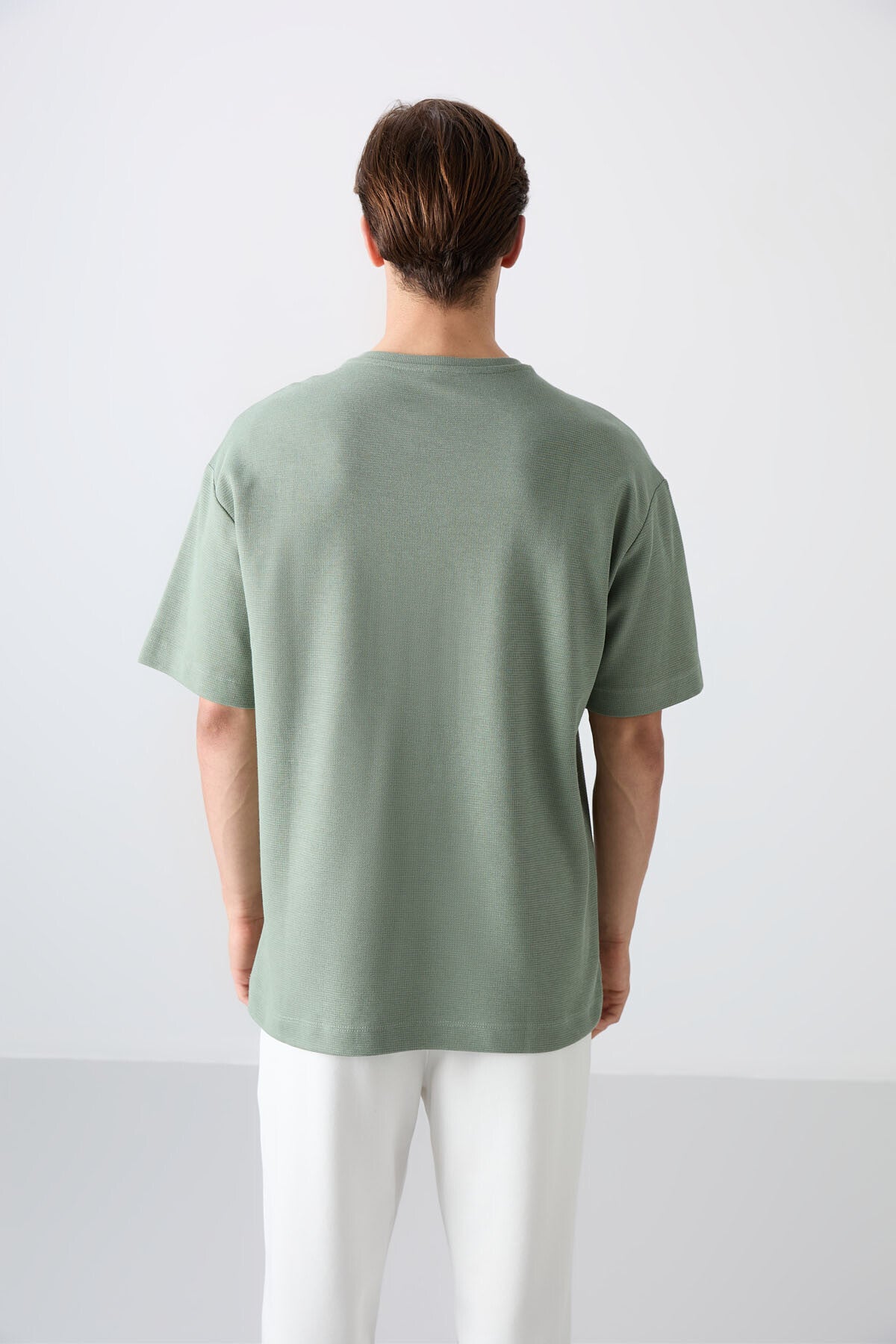 Açık Yeşil Pamuklu Kalın Yüzeyi Dokulu Oversize Fit Basic Erkek T-Shirt - 88341