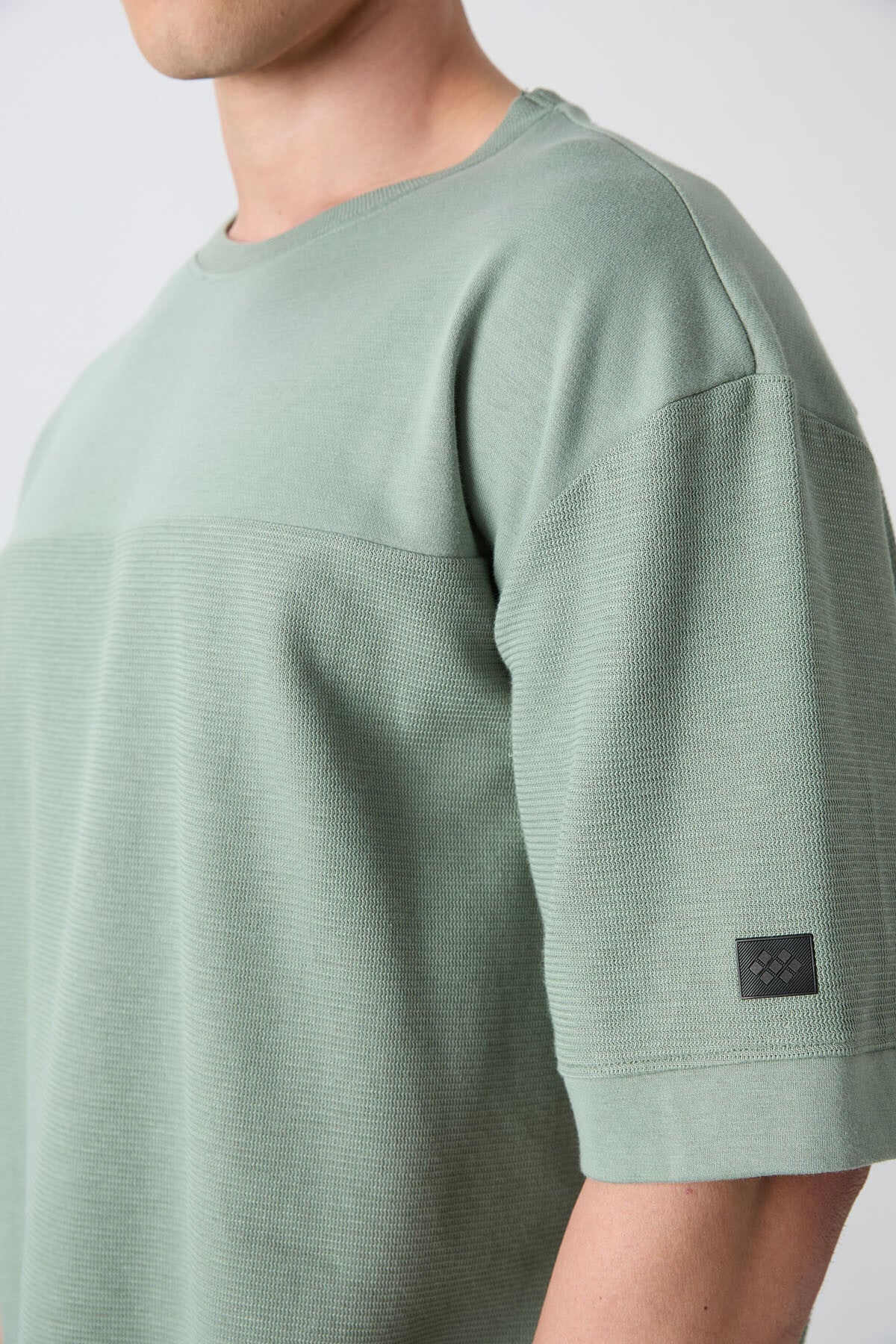Açık Yeşil Pamuklu Kalın Yüzeyi Dokulu Oversize Fit Basic Erkek T-Shirt - 88340