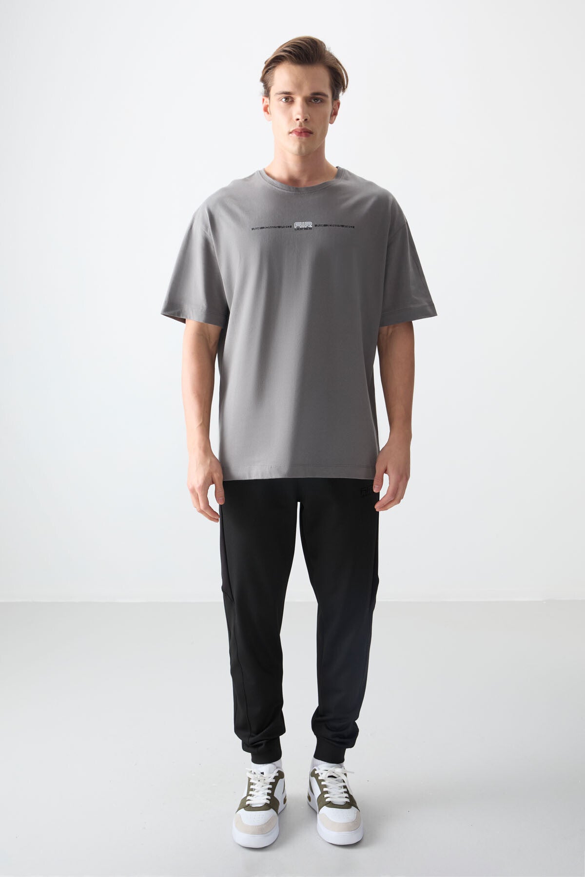 Koyu Gri %100 Pamuk Kalın Yumuşak Dokulu Oversize Fit Baskılı Erkek T-Shirt - 88357