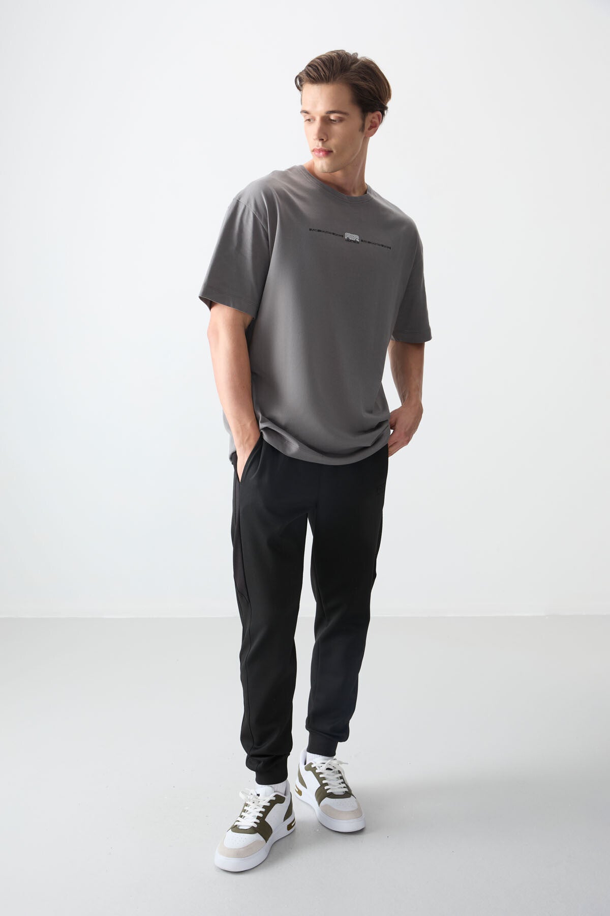 Koyu Gri %100 Pamuk Kalın Yumuşak Dokulu Oversize Fit Baskılı Erkek T-Shirt - 88357