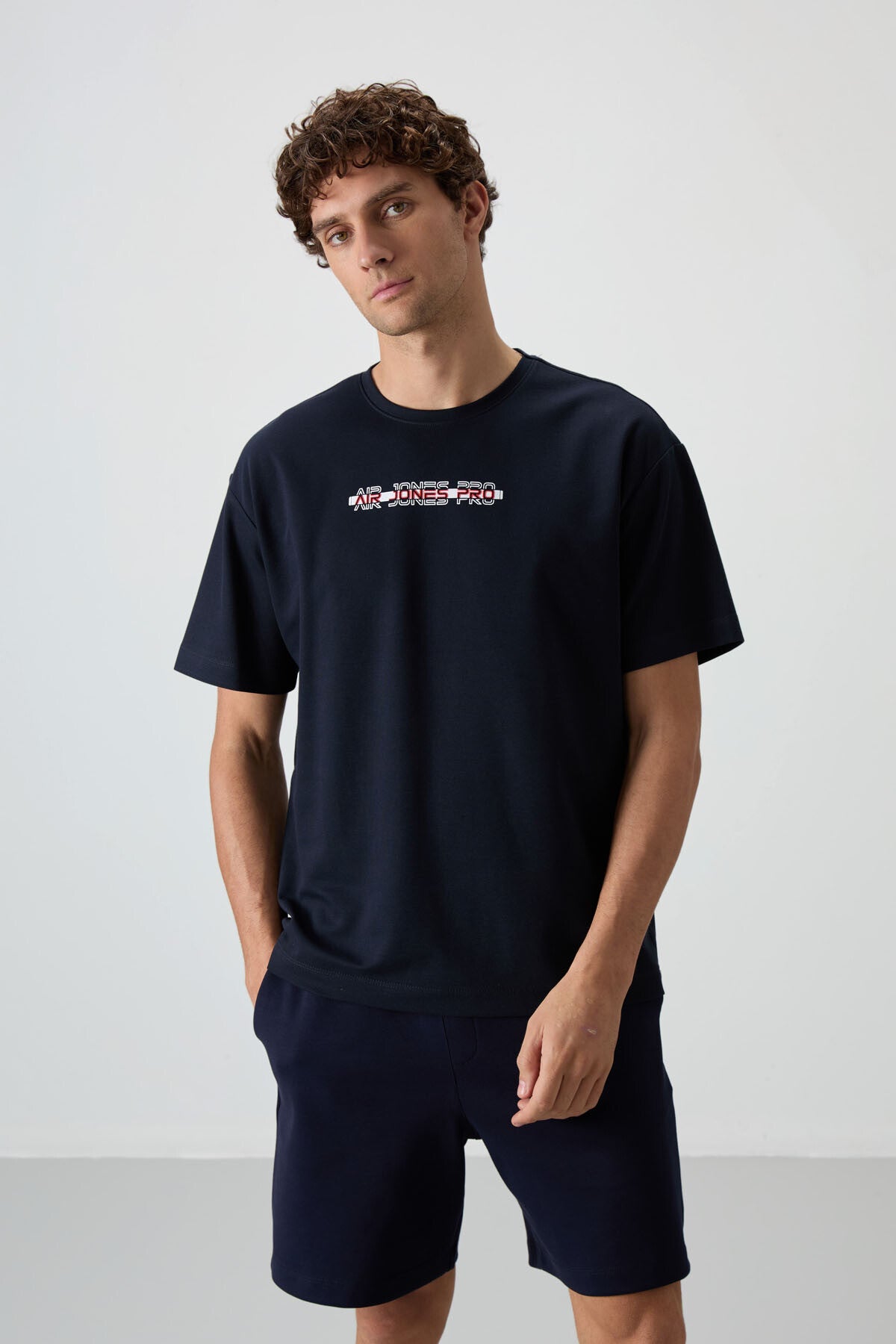 Lacivert Pamuklu Kalın Yüzeyi Dokulu Oversize Fit  Baskılı Erkek T-Shirt - 88365