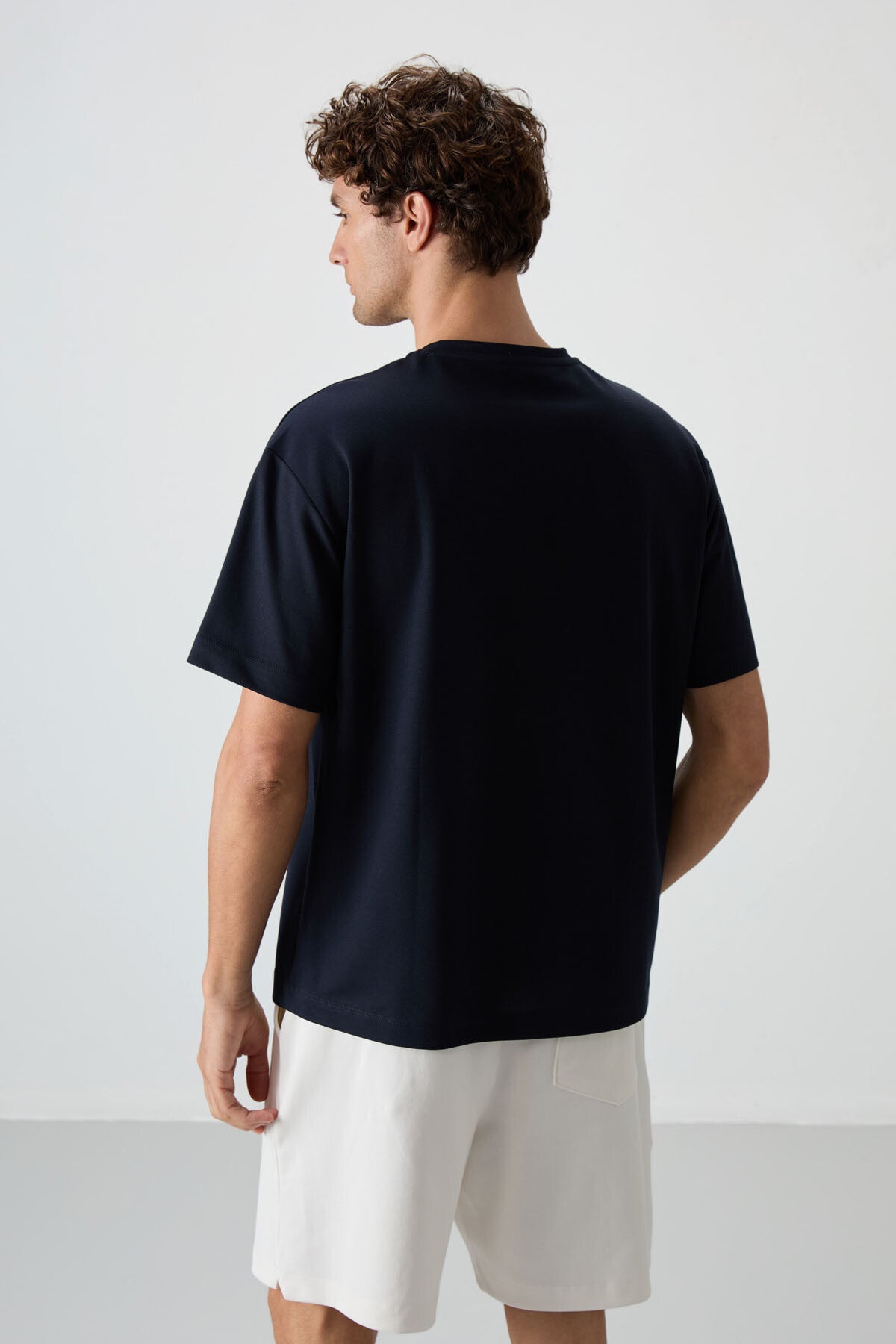 Lacivert Pamuklu Kalın Yüzeyi Dokulu Oversize Fit  Baskılı Erkek T-Shirt - 88368