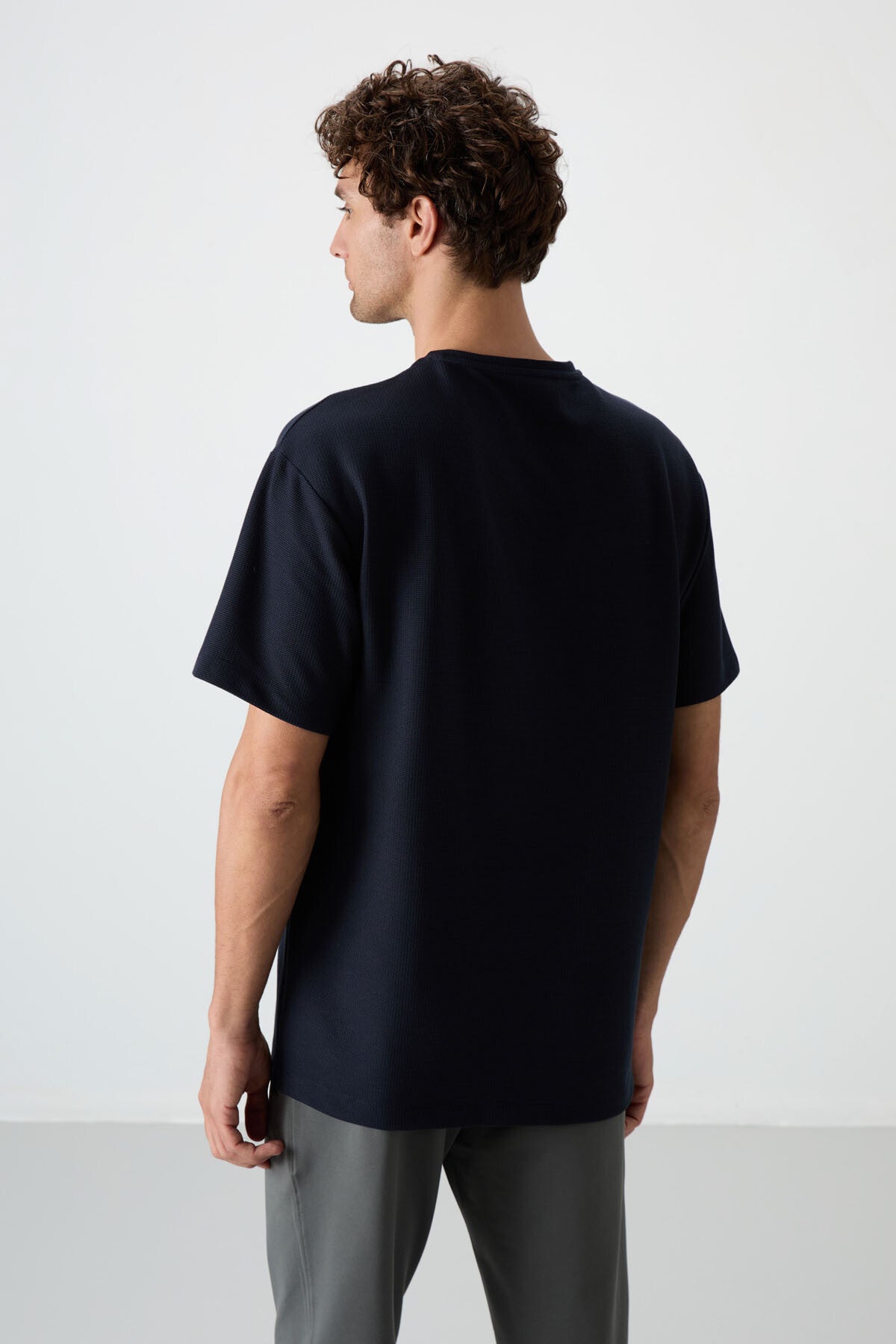 Lacivert Waffle İnterlok Yüzeyi Dokulu Oversize Fit Basic Erkek T-Shirt - 88379