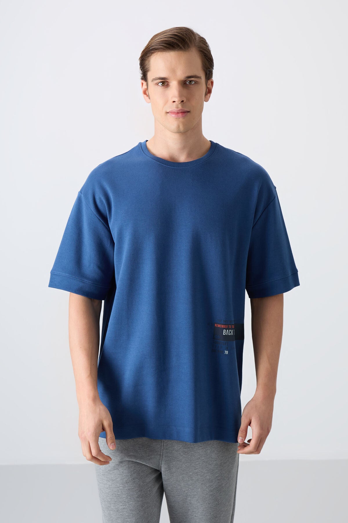 Parlament Pamuklu Kalın Yumuşak Dokulu Oversize Fit Baskılı Erkek T-Shirt - 88322
