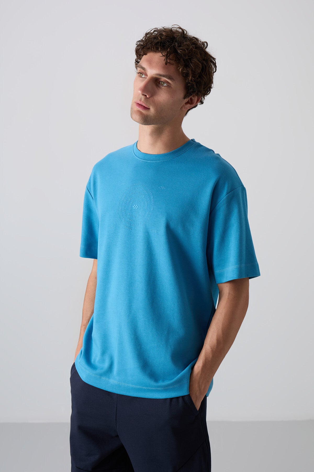 Petrol Mavi Pamuklu Kalın Yumuşak Dokulu Oversize Fit Baskılı Erkek T-Shirt - 88324