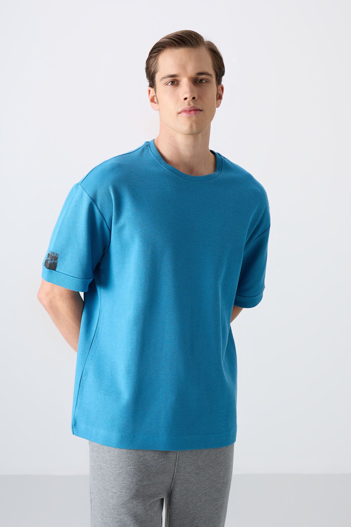 Petrol Mavi Pamuklu Kalın Yüzeyi Dokulu Oversize Fit Basic Erkek T-Shirt - 88339