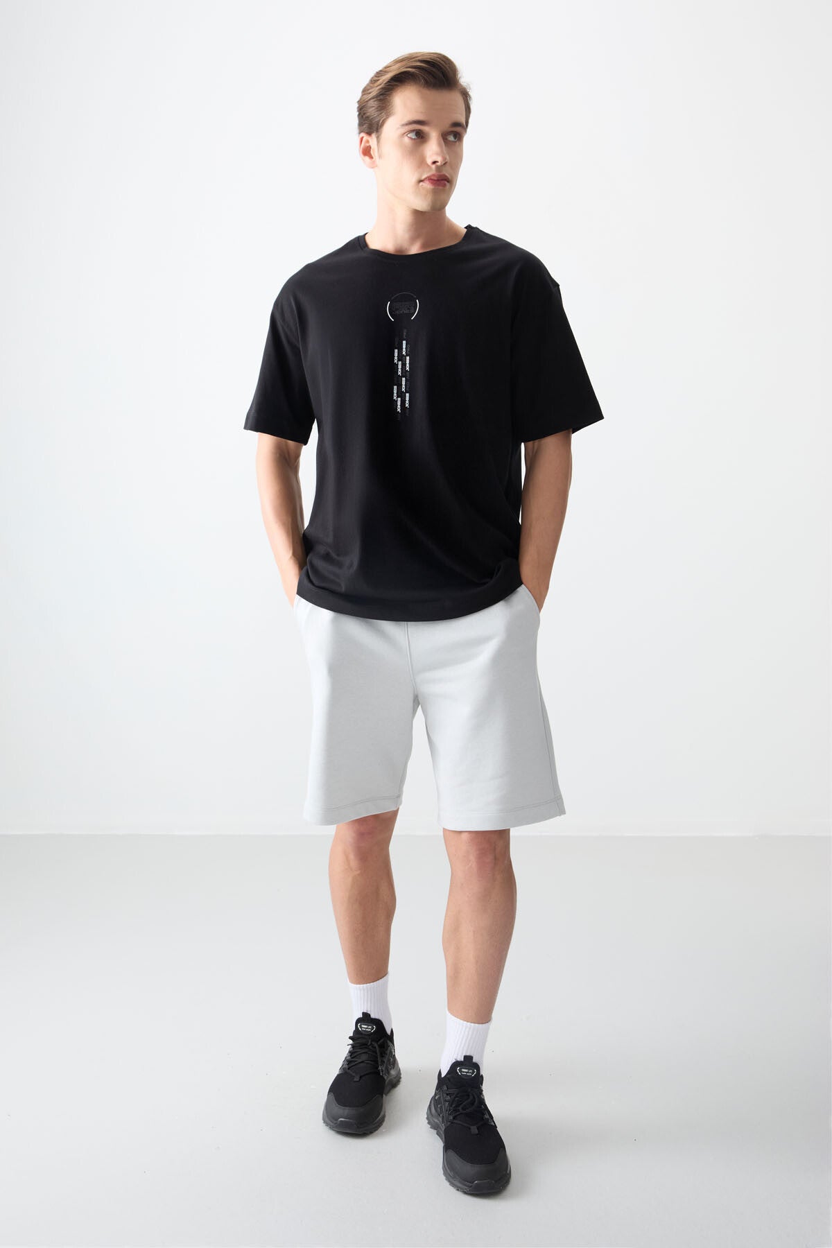 Siyah %100 Pamuk Kalın Yumuşak Dokulu Oversize Fit Baskılı Erkek T-Shirt - 88355