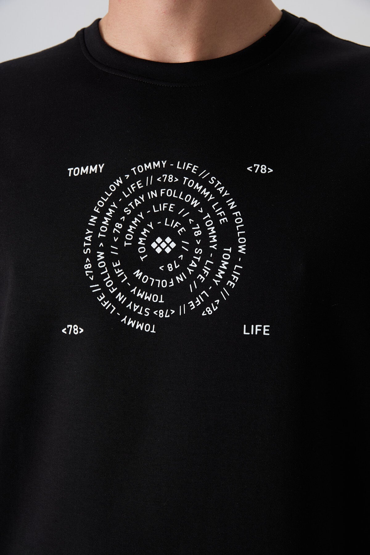 Siyah - Beyaz Pamuklu Kalın Yumuşak Dokulu Oversize Fit Baskılı Erkek T-Shirt - 88324