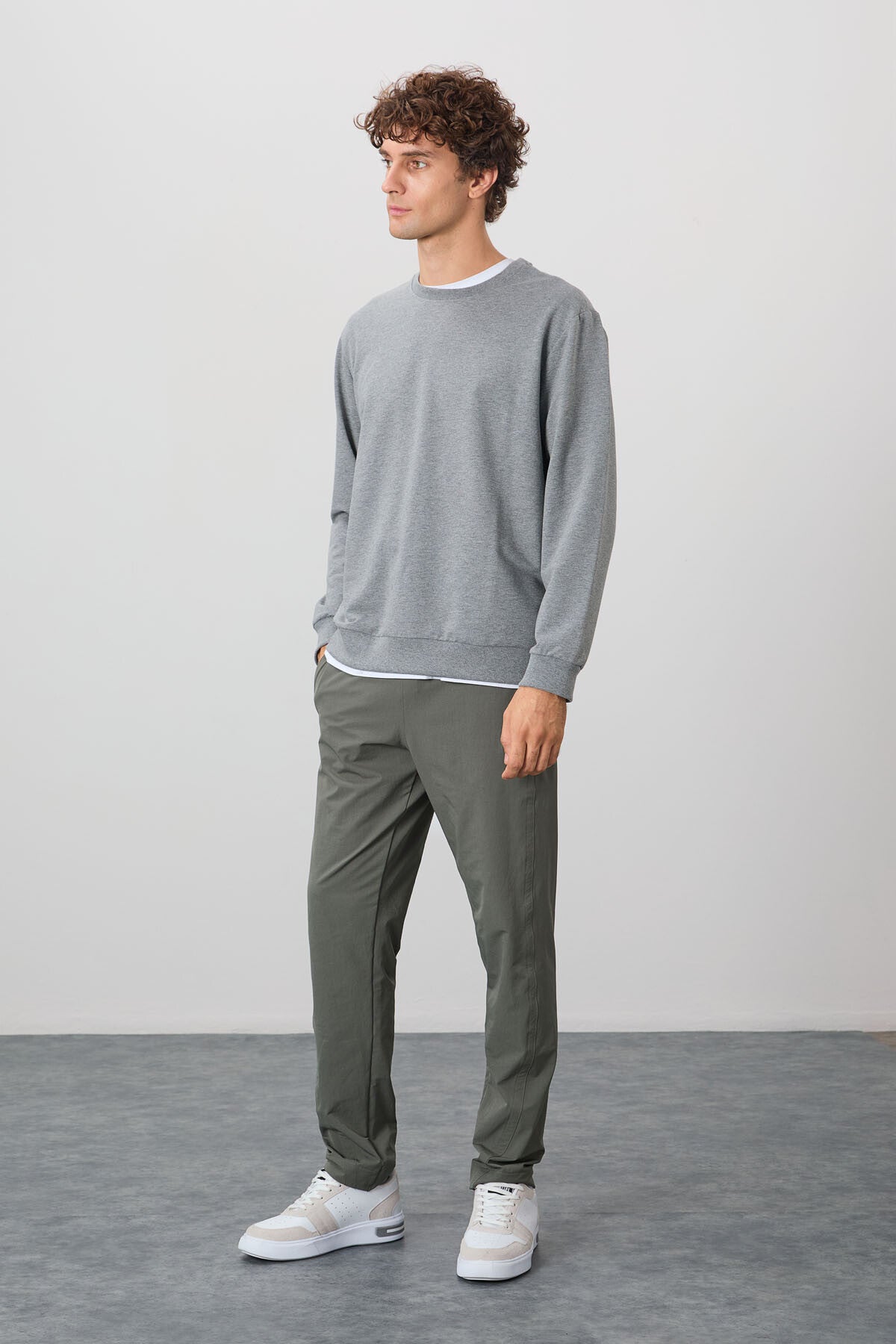 Gri Melanj Pamuk Yumuşak Dokulu Standart Fit Basic Erkek Sweatshirt - 88363