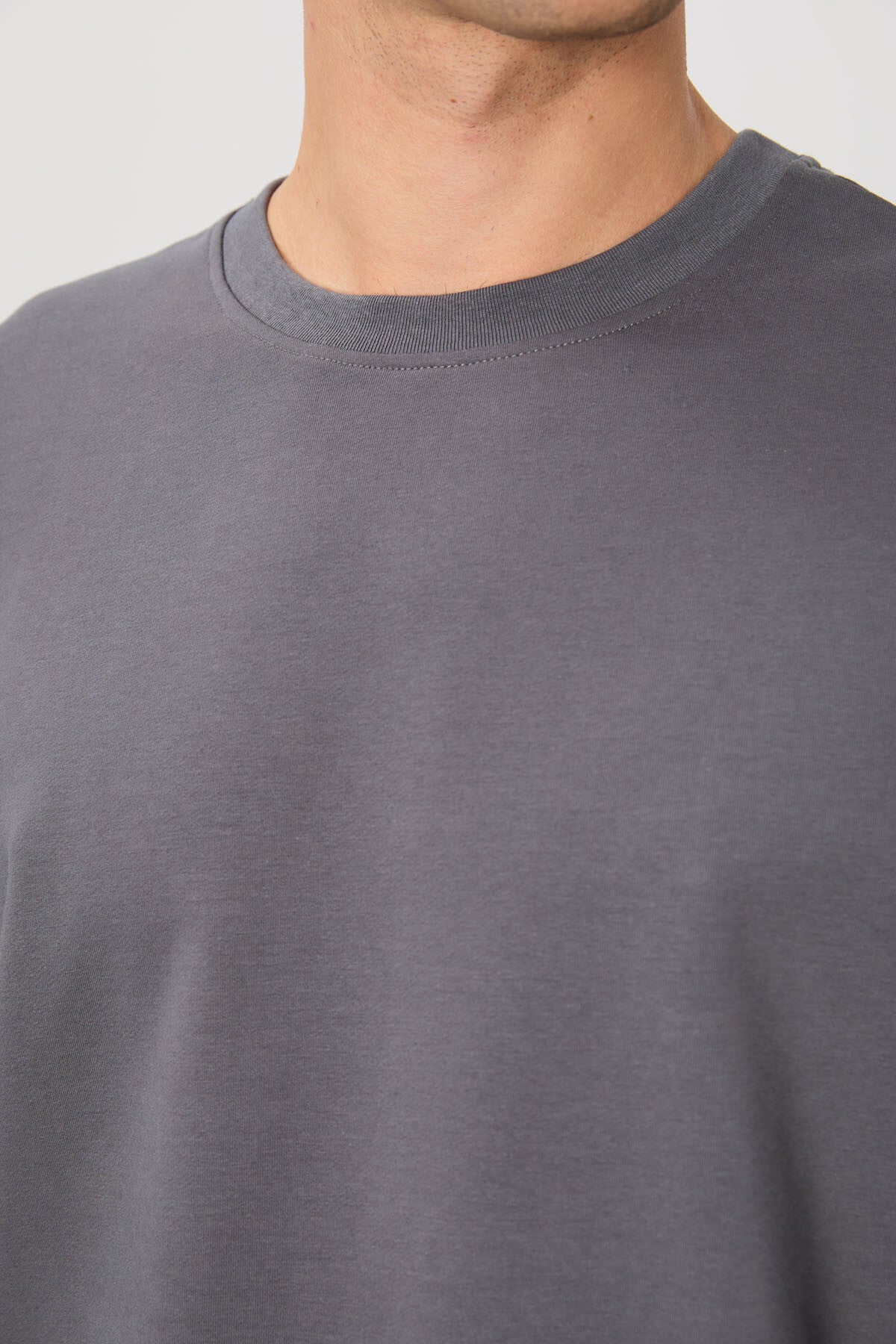Koyu Gri Pamuk Yumuşak Dokulu Standart Fit Basic Erkek Sweatshirt - 88363