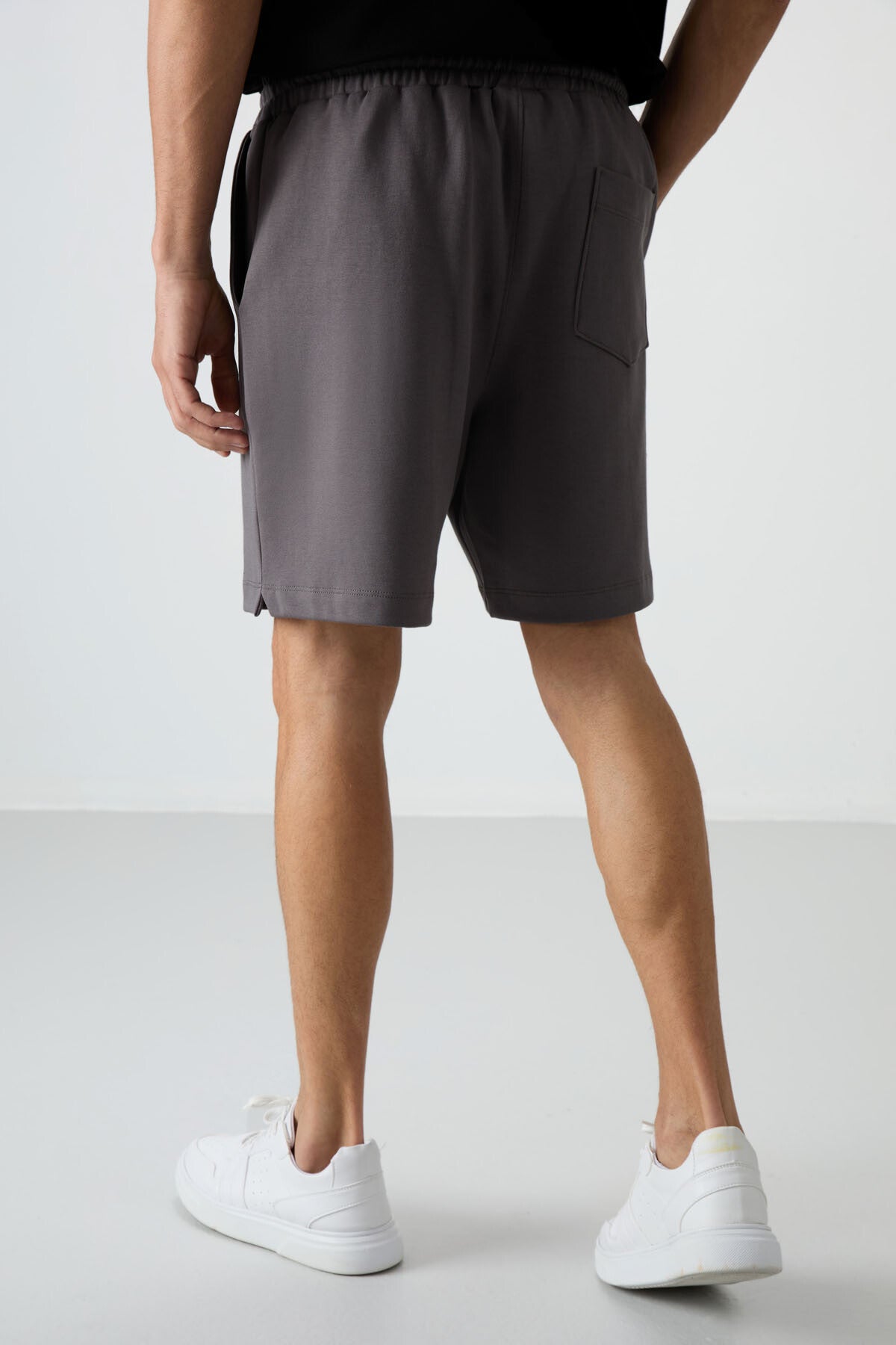 Koyu Gri Pamuklu Kalın Yumuşak Dokulu Comfort Fit Basic Erkek Şort - 81274