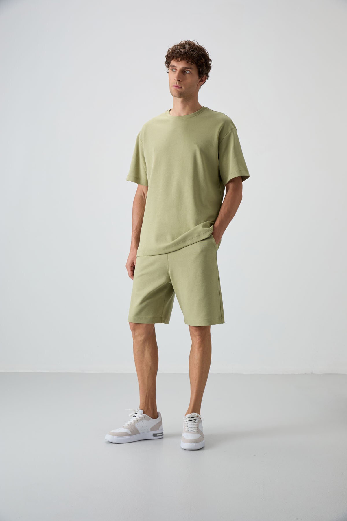 Açık Çağla Pamuklu Kalın Yumuşak Dokulu Oversize Fit Basic Erkek Şort Takım - 85249