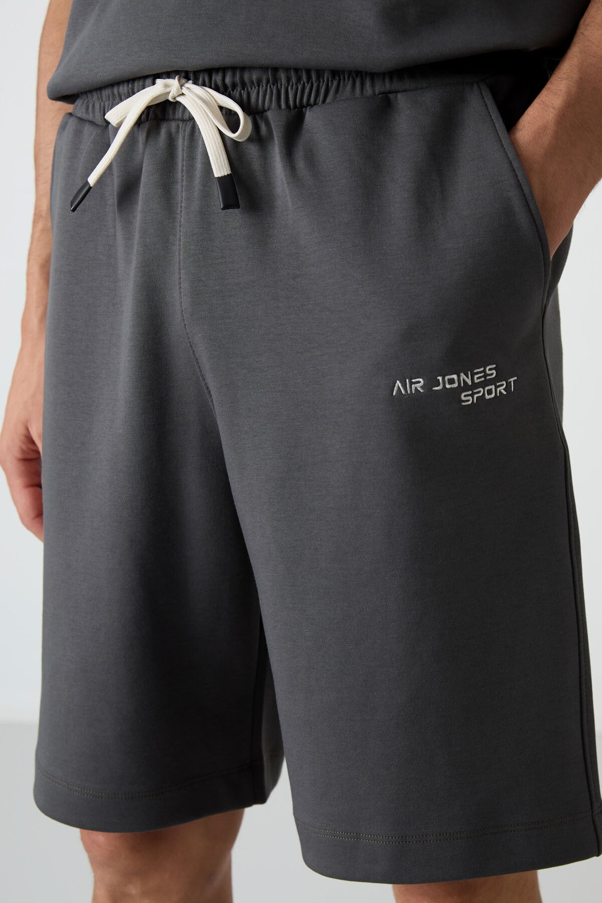 Haki Pamuklu Kalın Yumuşak Dokulu Oversize Fit Nakışlı Erkek Şort Takım - 85250