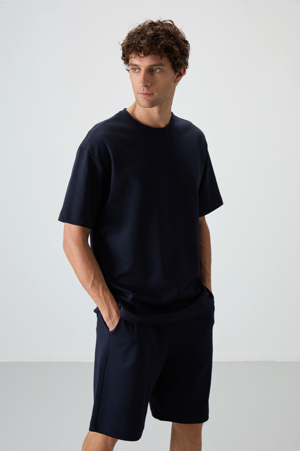 Lacivert Pamuklu Kalın Yumuşak Dokulu Oversize Fit Basic Erkek Şort Takım - 85249