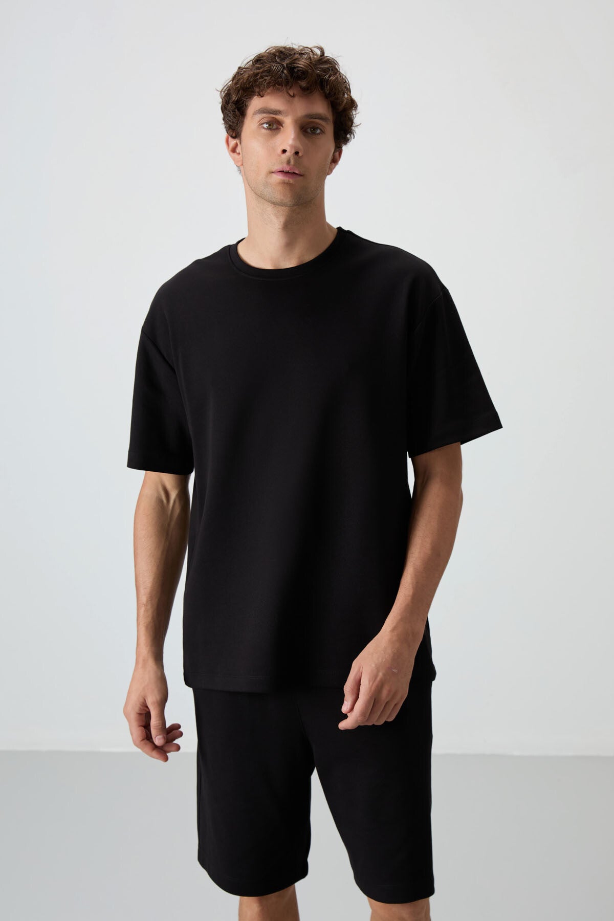 Siyah Pamuklu Kalın Yumuşak Dokulu Oversize Fit Basic Erkek Şort Takım - 85249
