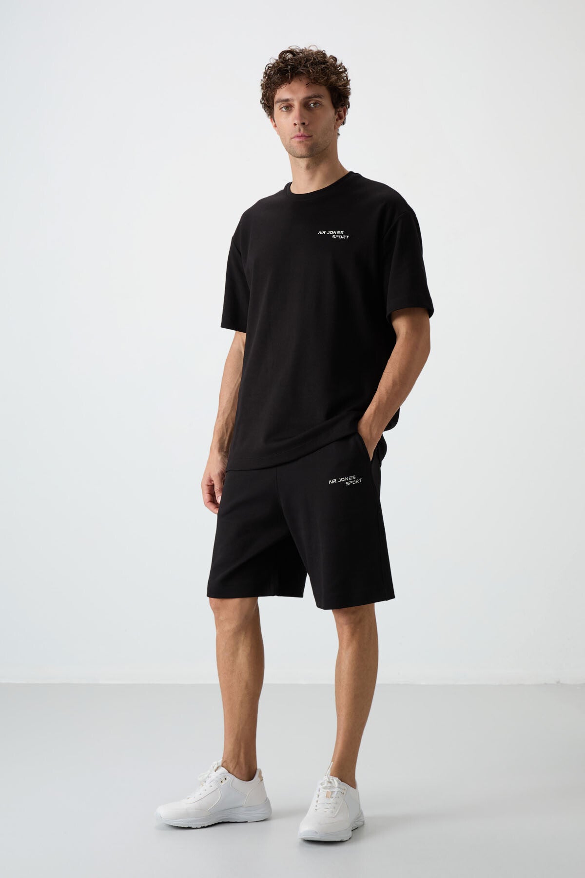 Siyah Pamuklu Kalın Yumuşak Dokulu Oversize Fit Nakışlı Erkek Şort Takım - 85250