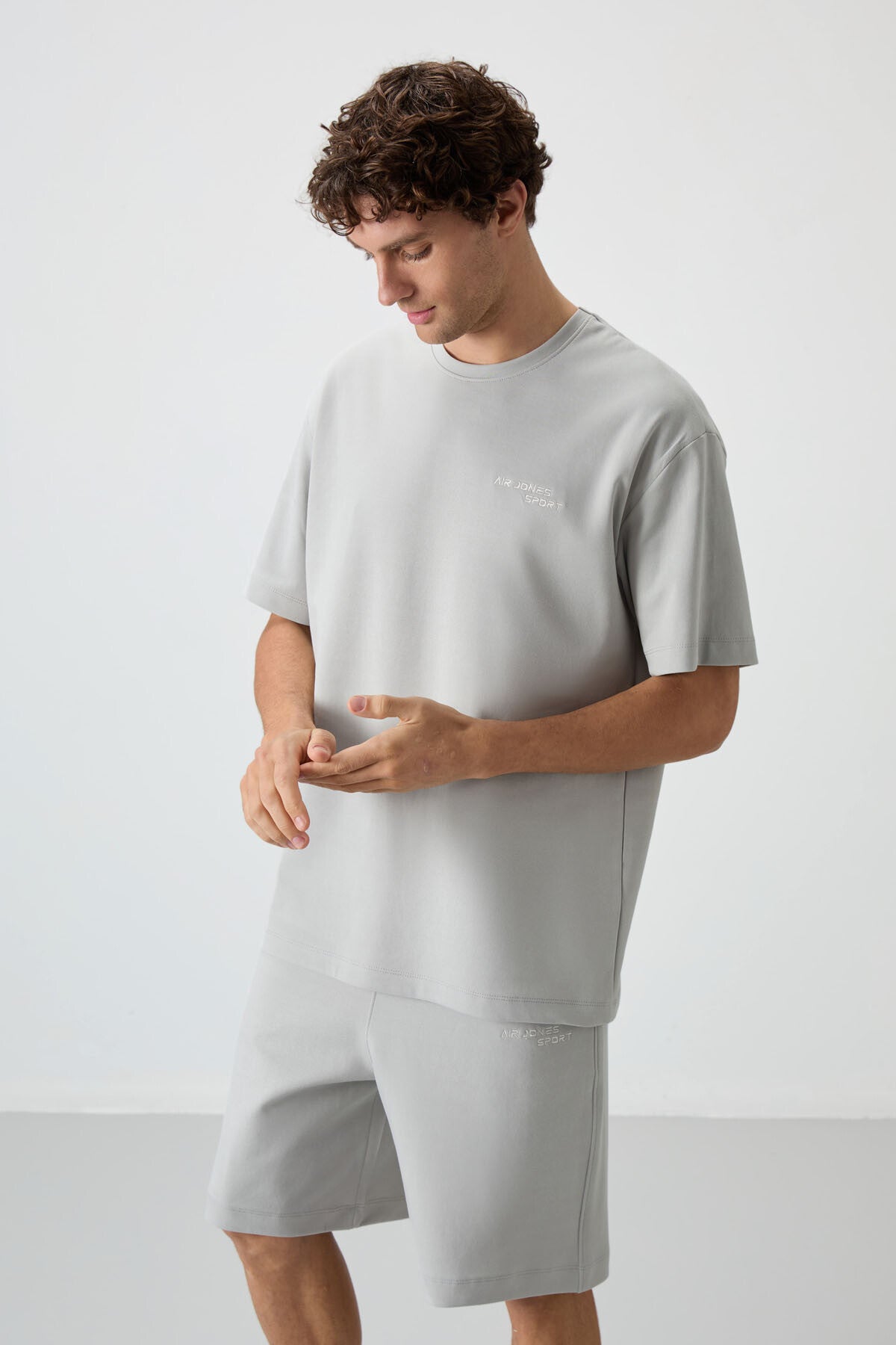 Taş Pamuklu Kalın Yumuşak Dokulu Oversize Fit Nakışlı Erkek Şort Takım - 85250