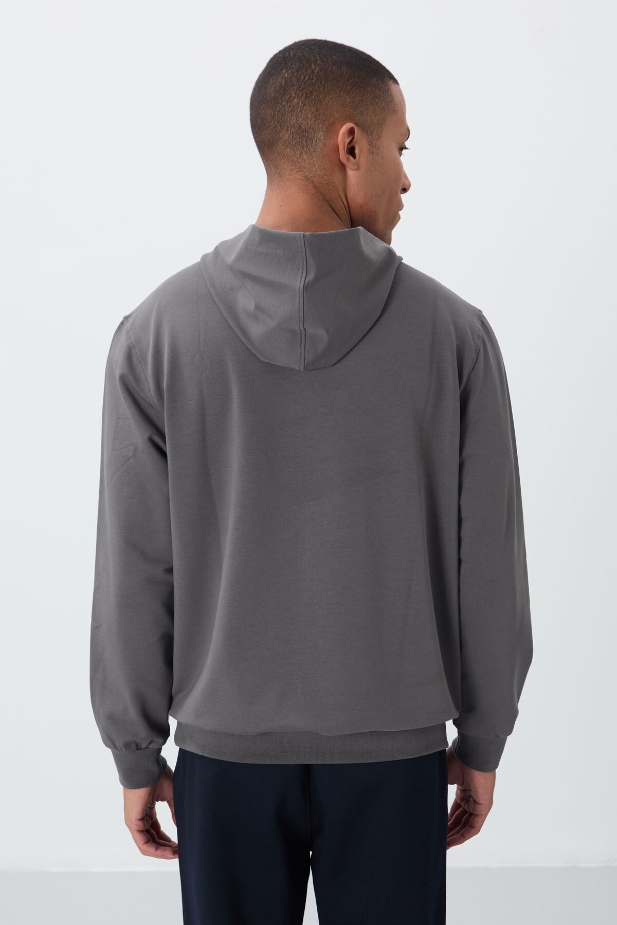 Koyu Gri Pamuk Yumuşak Dokulu Kapüşonlu Standart Fit Basic Erkek Sweatshirt - 88362