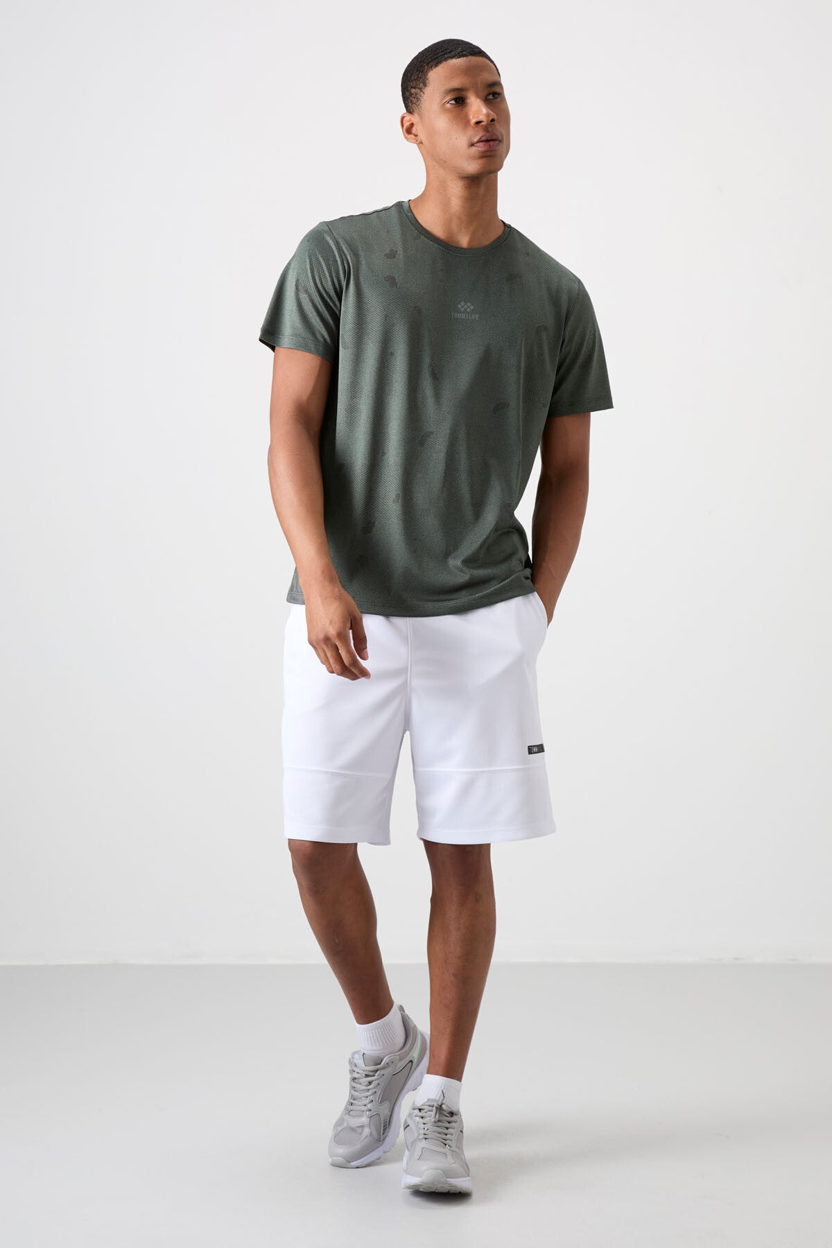 Haki Nefes Alan Jakarlı İnce Esnek Standart Fit Erkek Performans T-Shirt - 88397