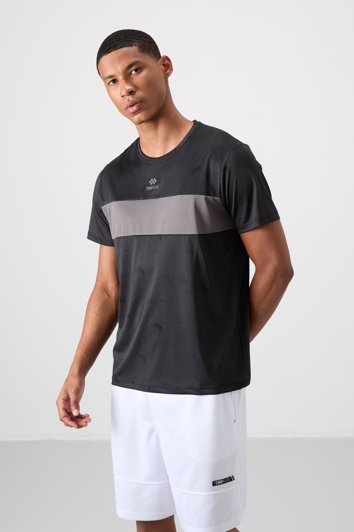 Siyah Nefes Alan Jakarlı İnce Esnek Standart Fit Erkek Performans T-Shirt - 88398