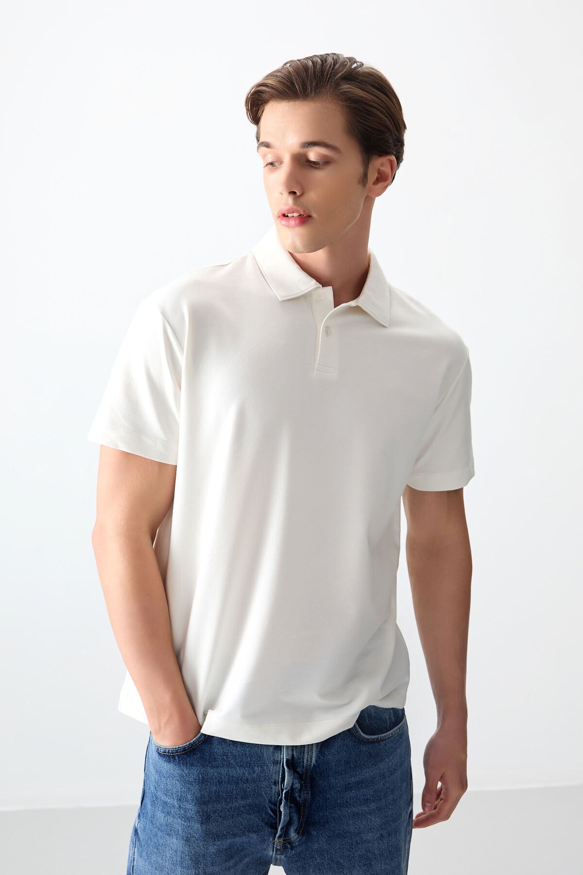 Ekru Pamuklu Kalın Yumuşak Dokulu Polo Yaka Oversize Fit Basic Erkek T- Shirt - 88381