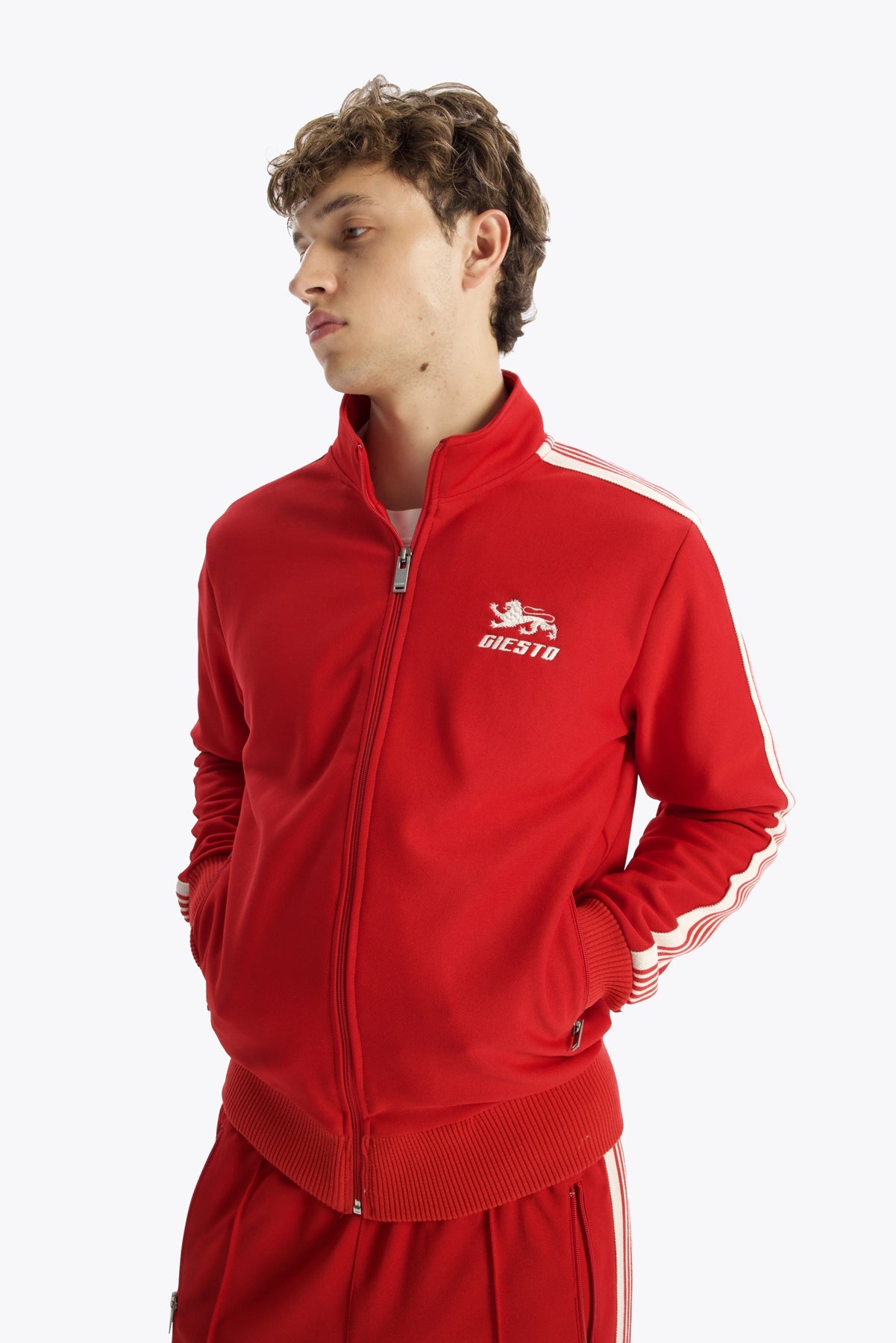 RETRO ÇİZGİLİ KIRMIZI SPOR CEKET