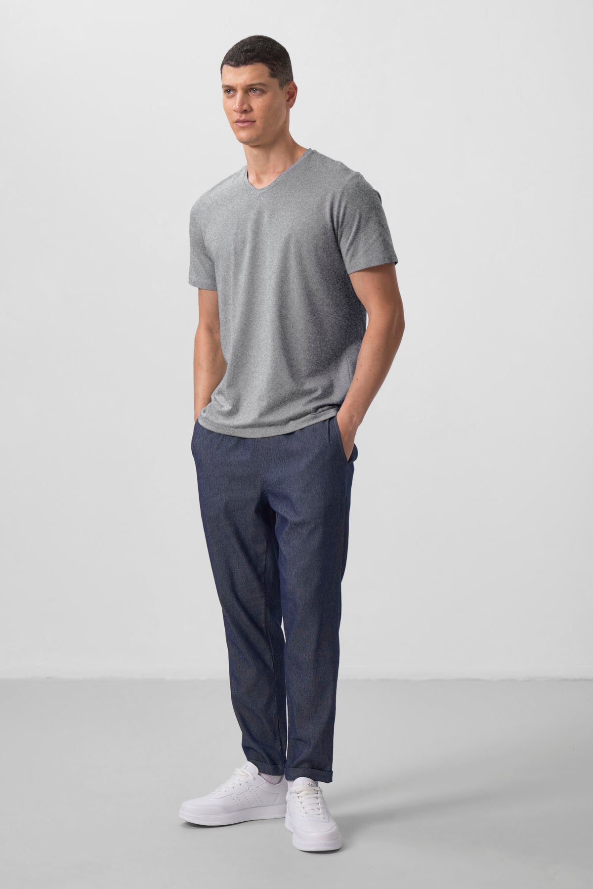 Gri Melanj Basic Kısa Kol Standart Kalıp V Yaka Erkek T-Shirt - 87912
