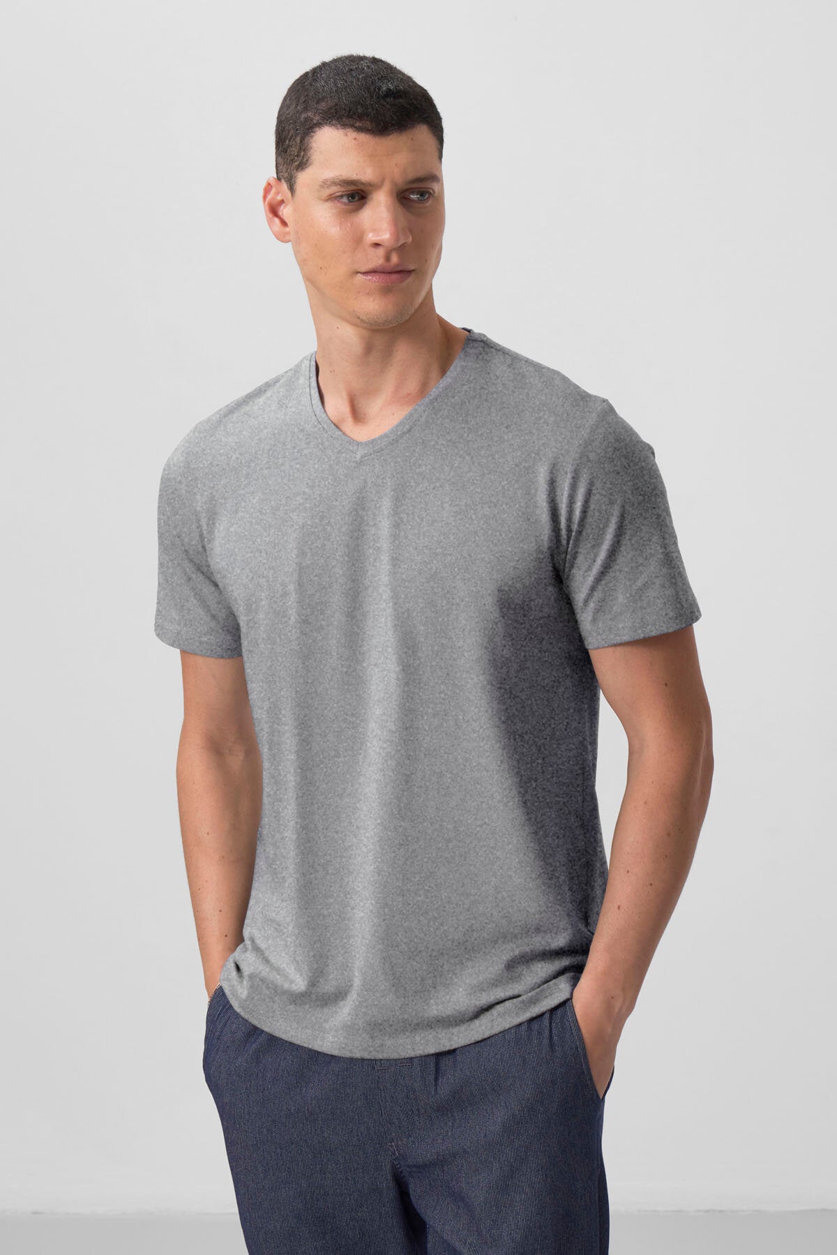 Gri Melanj Basic Kısa Kol Standart Kalıp V Yaka Erkek T-Shirt - 87912