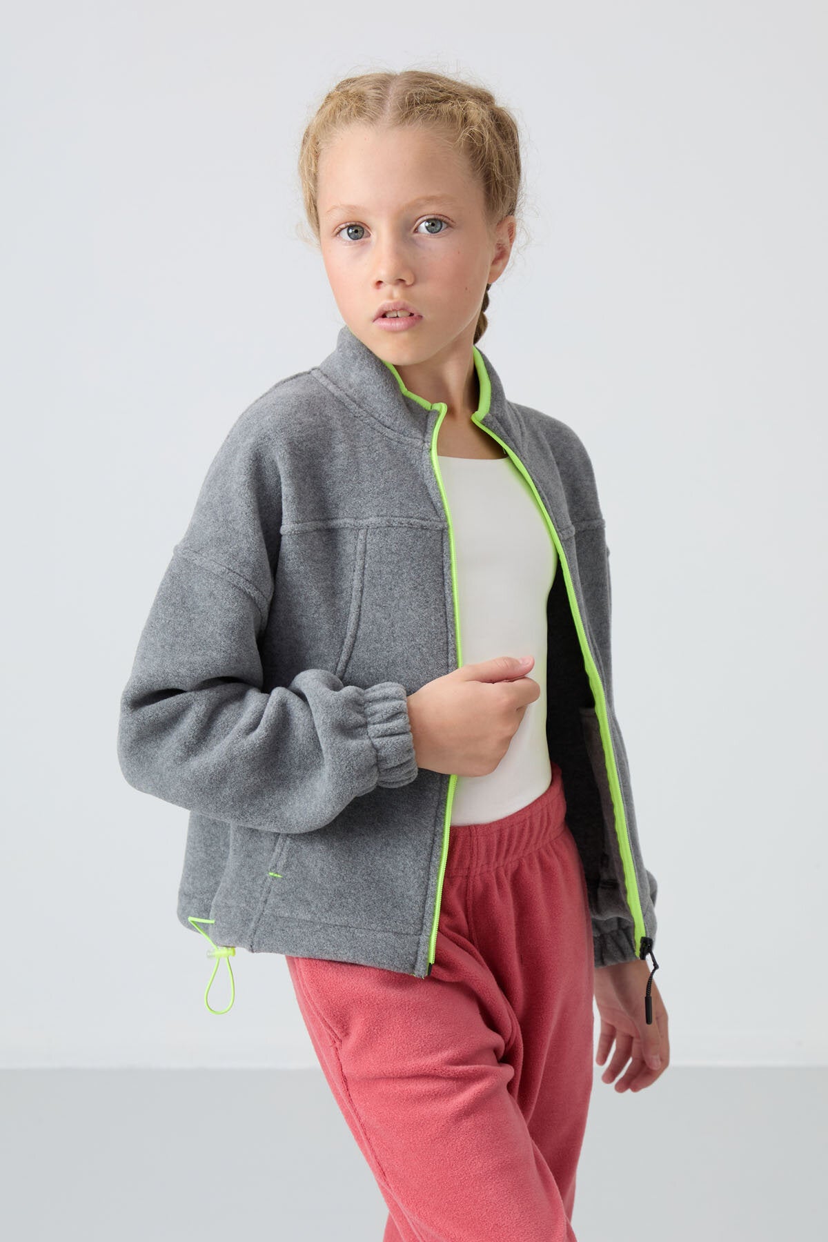 Gri Melanj Kalın Yumuşak Dokulu Standart Fit Nakışlı Polar Kız Çocuk Sweatshirt - 75157