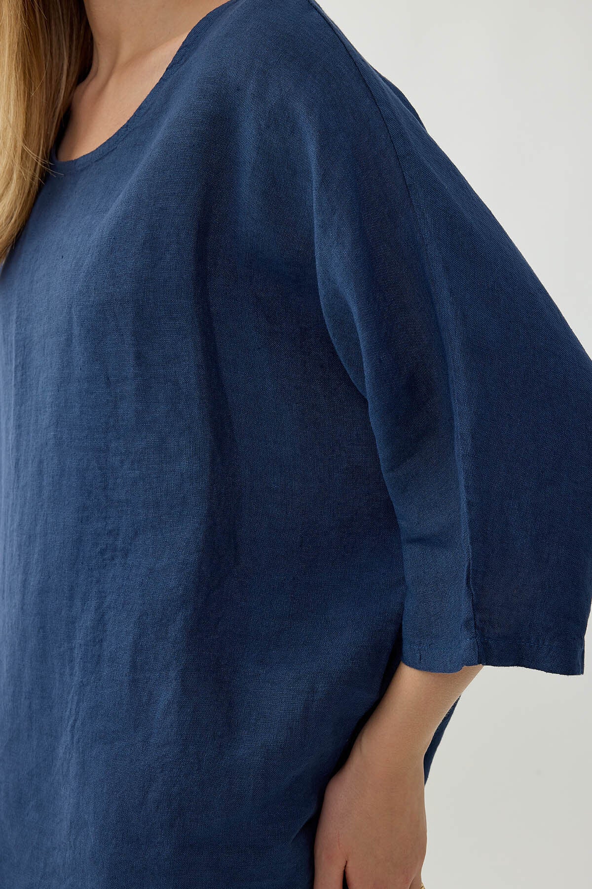%100 Keten Geniş Yaka Oversize Kısa Kol Bluz